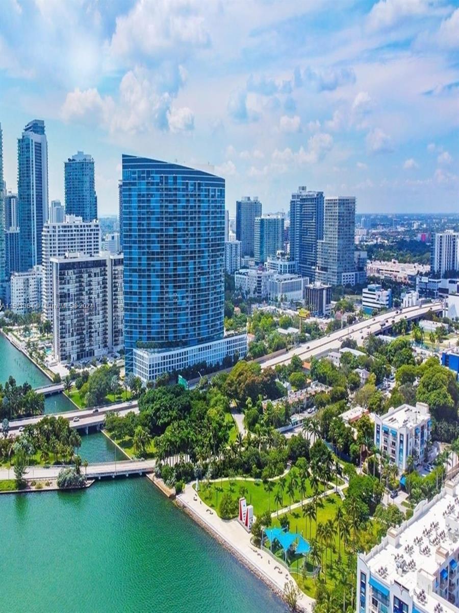 601 NE 36th St 2807, Miami, Florida 33137, 2 Bedrooms Bedrooms, ,2 BathroomsBathrooms,Residentiallease,For Rent,601 NE 36th St 2807,A11573364