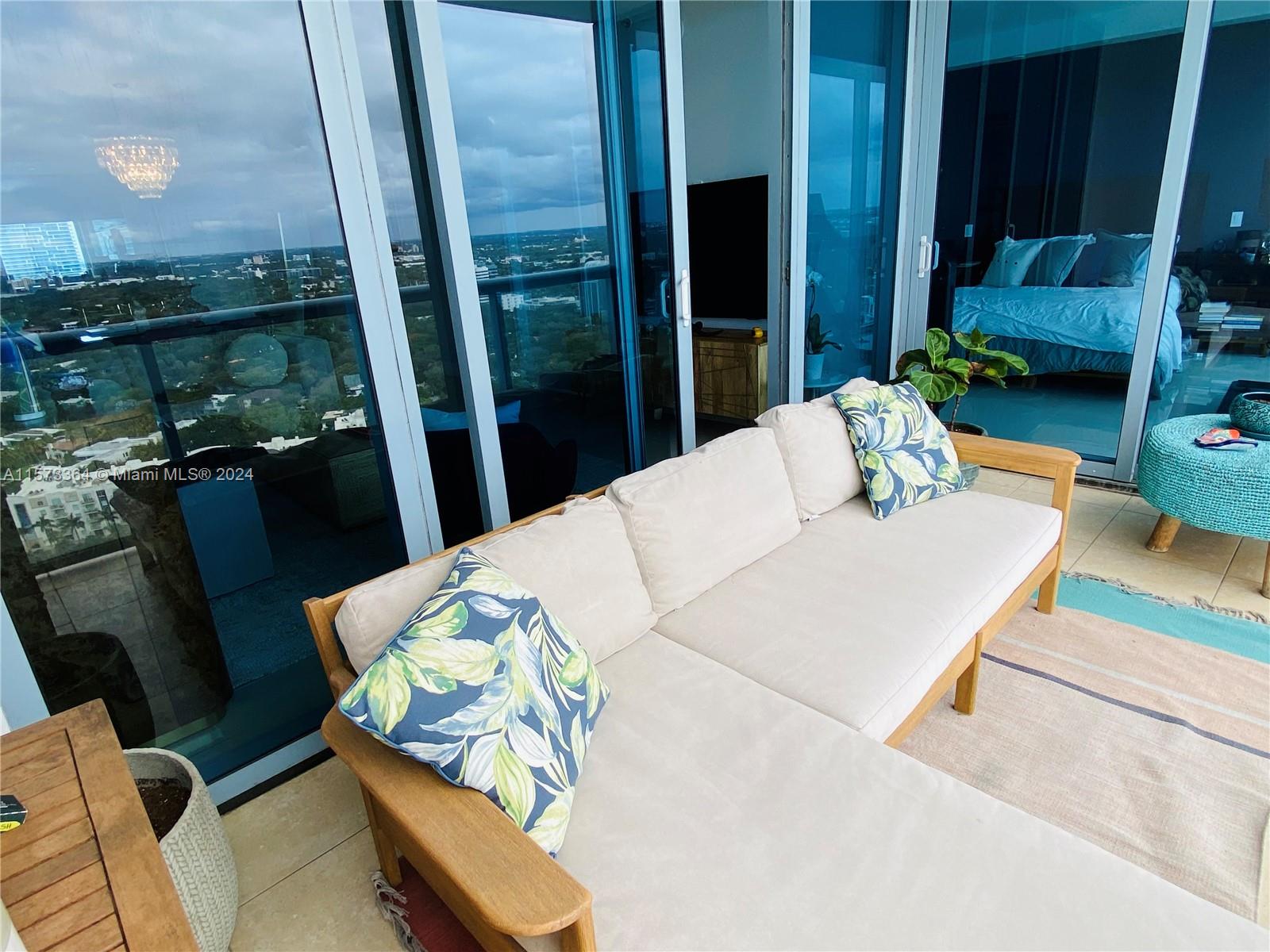 601 NE 36th St 2807, Miami, Florida 33137, 2 Bedrooms Bedrooms, ,2 BathroomsBathrooms,Residentiallease,For Rent,601 NE 36th St 2807,A11573364
