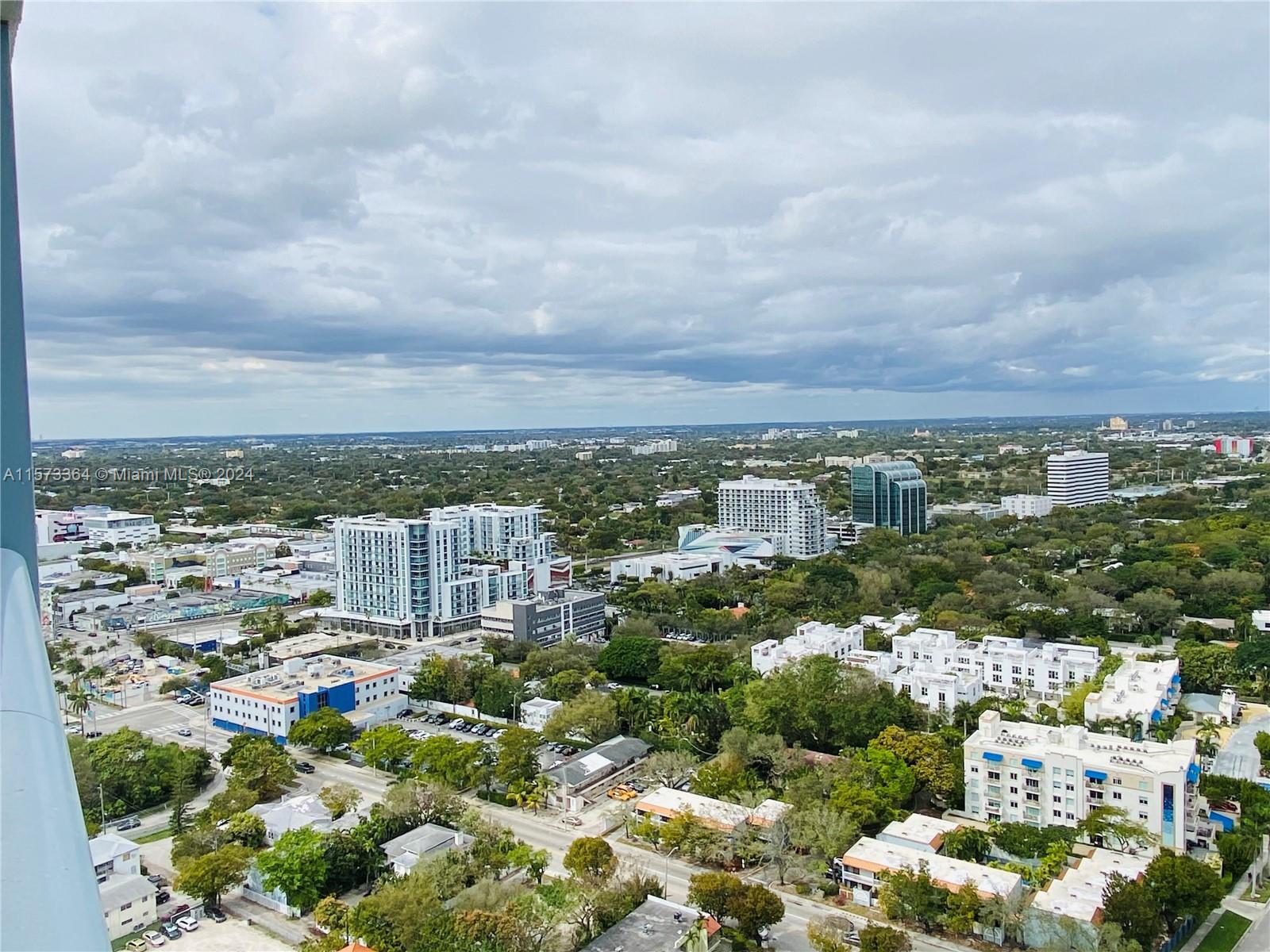 601 NE 36th St 2807, Miami, Florida 33137, 2 Bedrooms Bedrooms, ,2 BathroomsBathrooms,Residentiallease,For Rent,601 NE 36th St 2807,A11573364