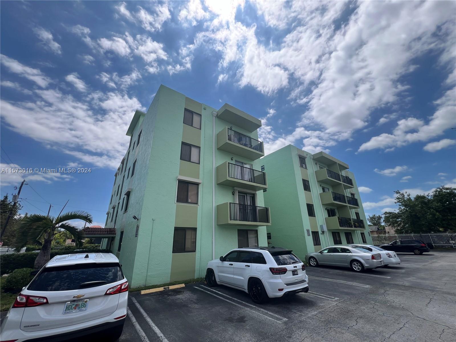 1530 SW 2nd St 107, Miami, Florida 33135, 2 Bedrooms Bedrooms, ,1 BathroomBathrooms,Residentiallease,For Rent,1530 SW 2nd St 107,A11573016