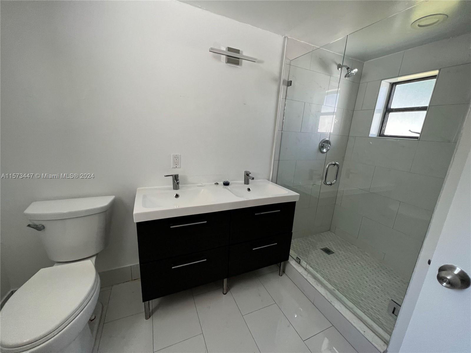 1628 NE 179th St, North Miami Beach, Florida 33162, 3 Bedrooms Bedrooms, ,2 BathroomsBathrooms,Residentiallease,For Rent,1628 NE 179th St,A11573447