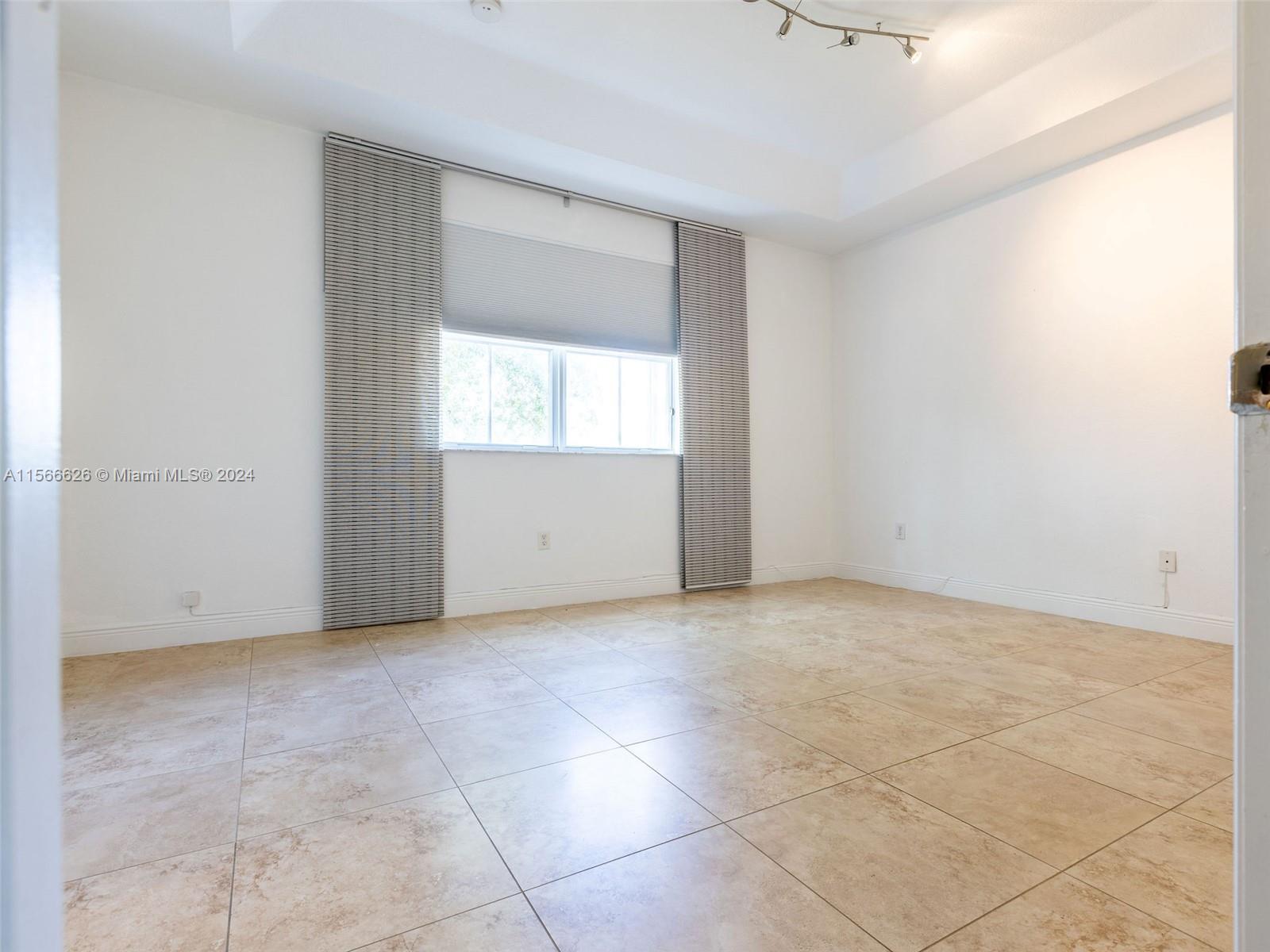11406 NW 76th Ter 11406, Doral, Florida 33178, 3 Bedrooms Bedrooms, ,2 BathroomsBathrooms,Residentiallease,For Rent,11406 NW 76th Ter 11406,A11566626