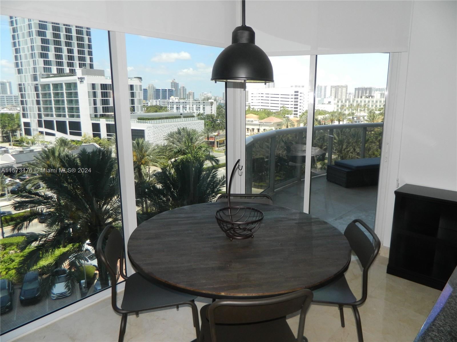 17555 Collins Ave 704, Sunny Isles Beach, Florida 33160, 2 Bedrooms Bedrooms, ,2 BathroomsBathrooms,Residentiallease,For Rent,17555 Collins Ave 704,A11573476