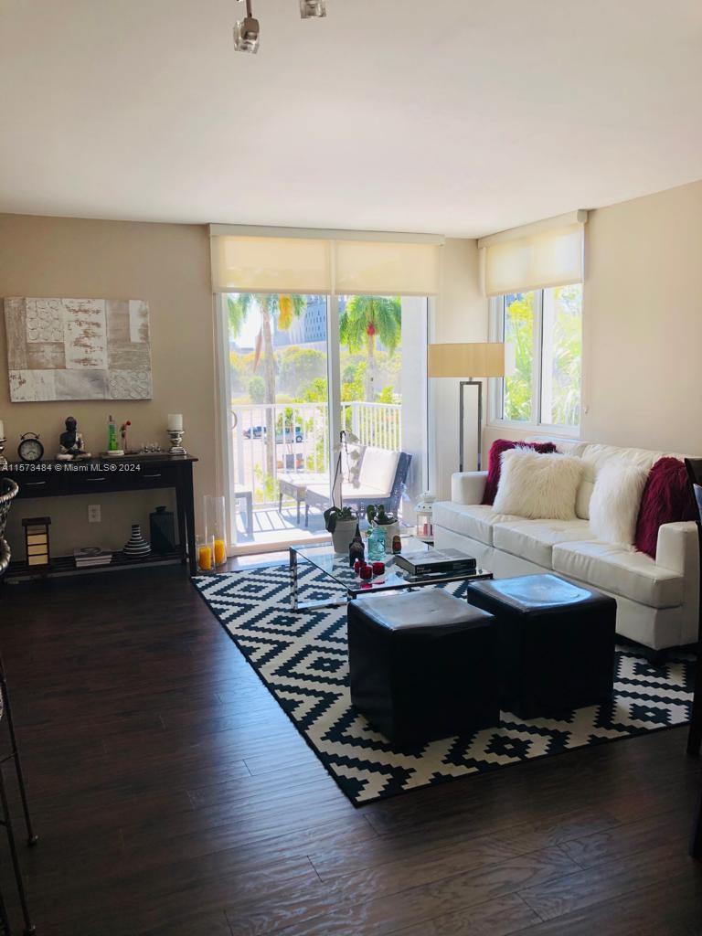 Miami, Florida 33136, 2 Bedrooms Bedrooms, ,2 BathroomsBathrooms,Residentiallease,For Rent,A11573484
