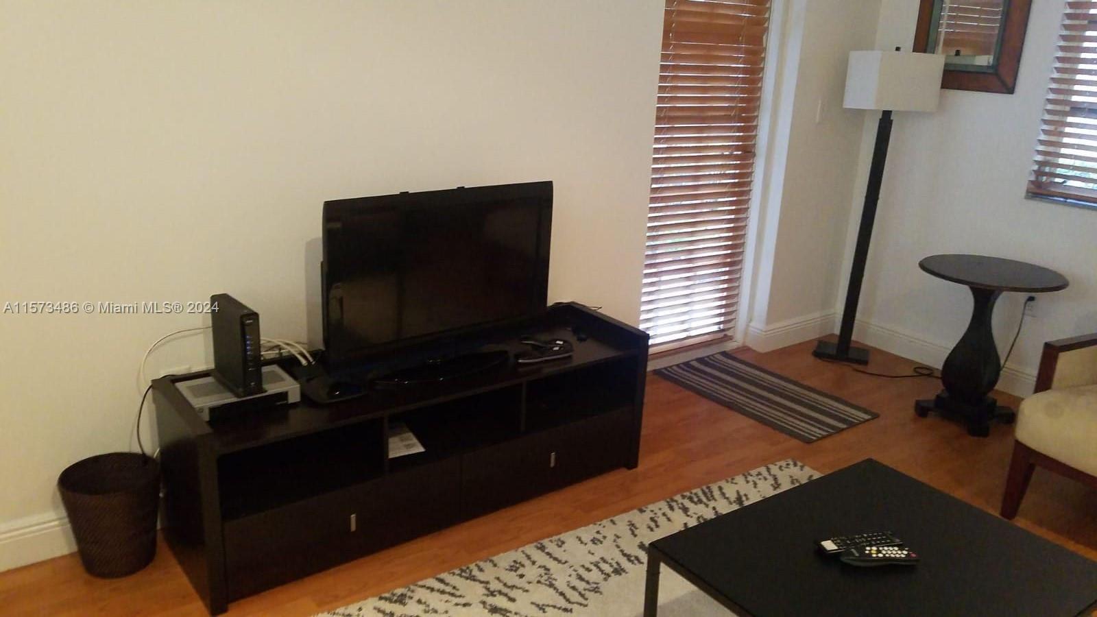 1280 S Alhambra Cir 2110, Coral Gables, Florida 33146, 2 Bedrooms Bedrooms, ,2 BathroomsBathrooms,Residentiallease,For Rent,1280 S Alhambra Cir 2110,A11573486