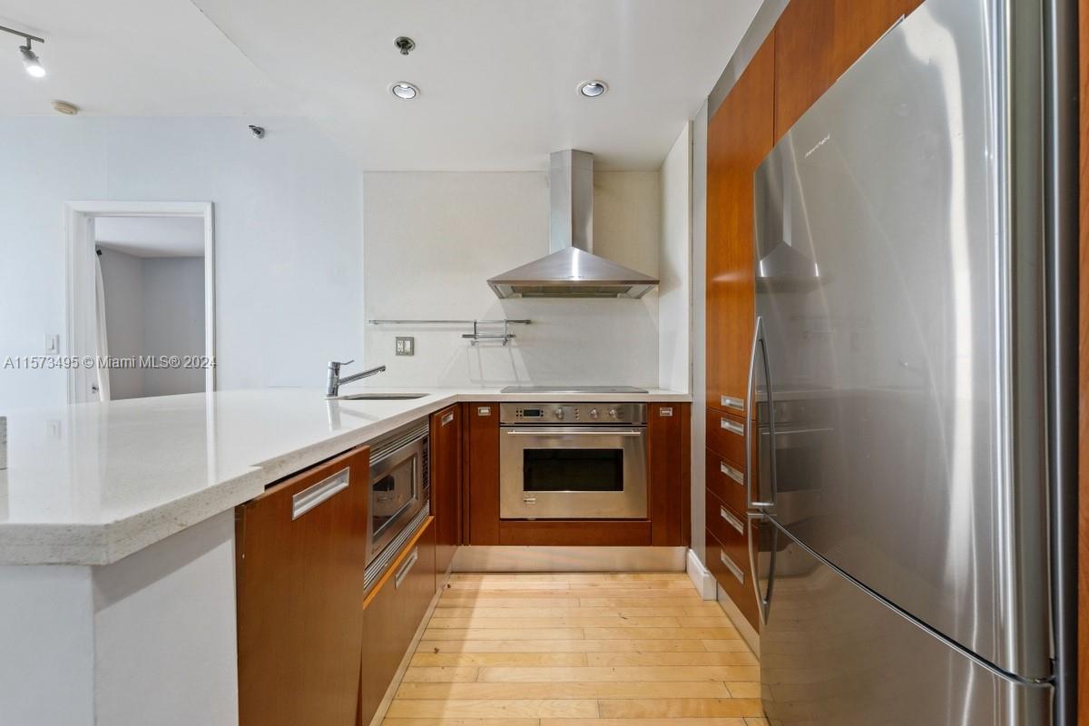 540 Brickell Key Dr 1814, Miami, Florida 33131, 1 Bedroom Bedrooms, ,1 BathroomBathrooms,Residentiallease,For Rent,540 Brickell Key Dr 1814,A11573495