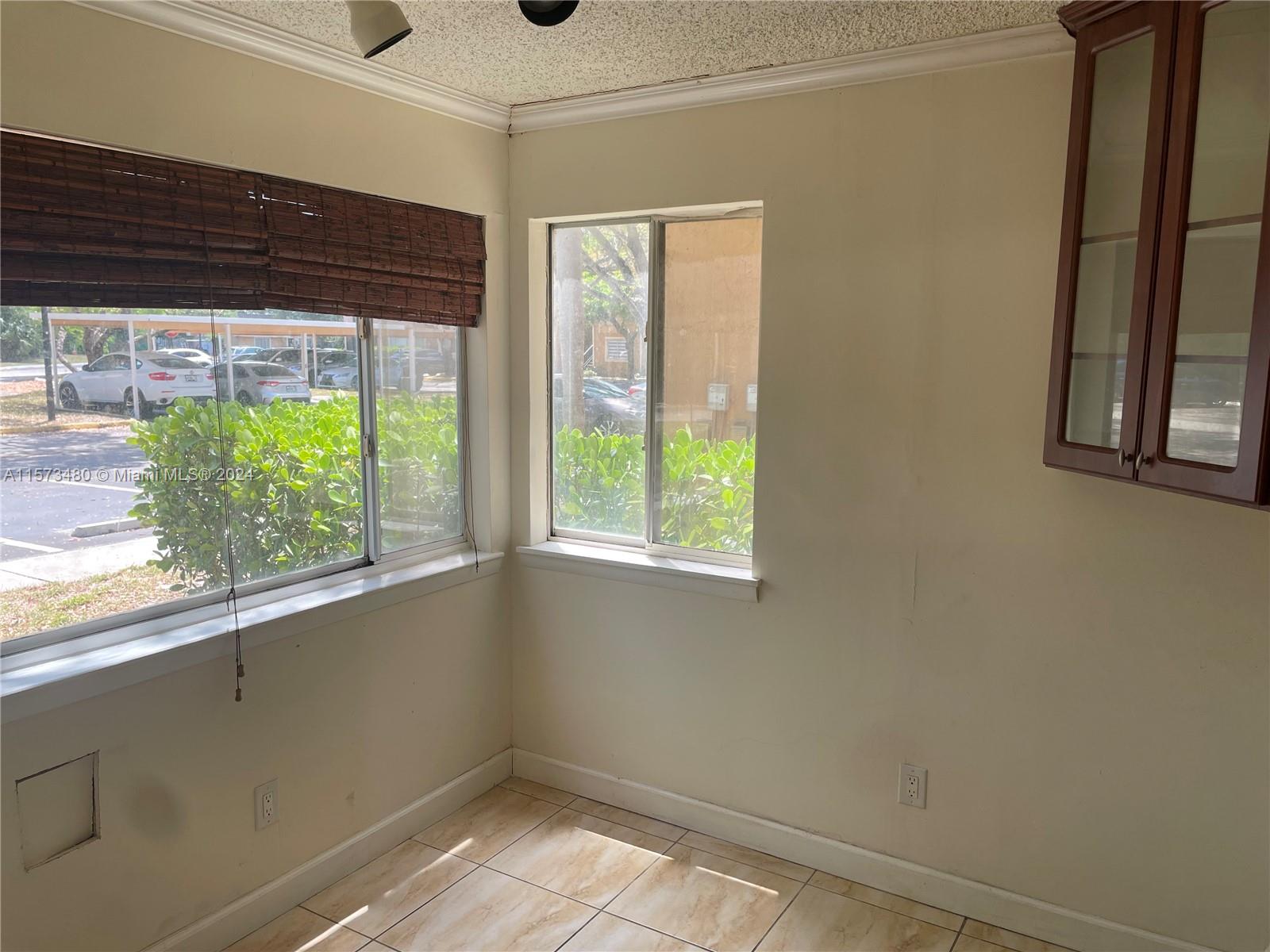 356 SW 83rd Way 104, Pembroke Pines, Florida 33025, 2 Bedrooms Bedrooms, ,1 BathroomBathrooms,Residentiallease,For Rent,356 SW 83rd Way 104,A11573480