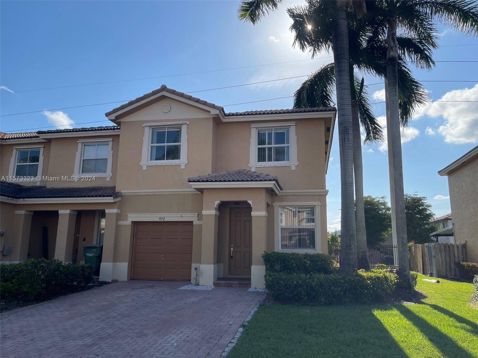 992 NE 41st Pl 992, Homestead, Florida 33033, 4 Bedrooms Bedrooms, ,2 BathroomsBathrooms,Residentiallease,For Rent,992 NE 41st Pl 992,A11573323