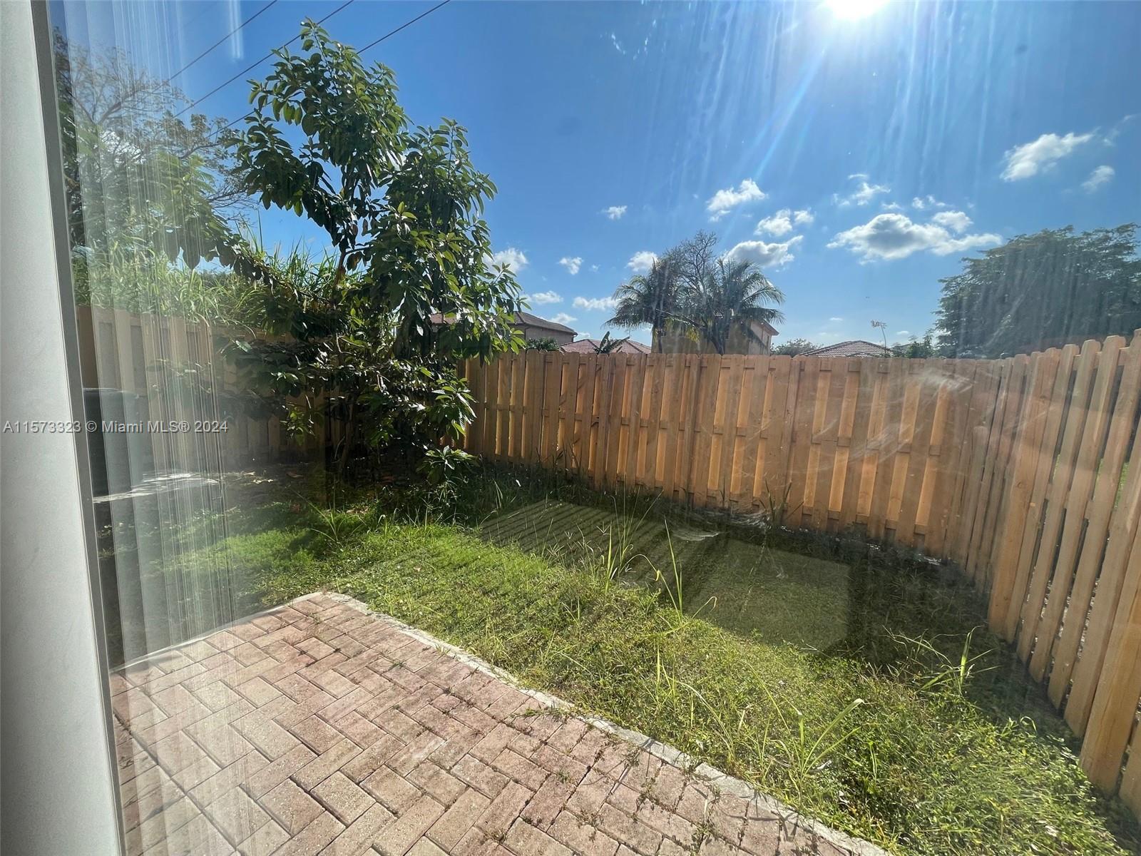 992 NE 41st Pl 992, Homestead, Florida 33033, 4 Bedrooms Bedrooms, ,2 BathroomsBathrooms,Residentiallease,For Rent,992 NE 41st Pl 992,A11573323