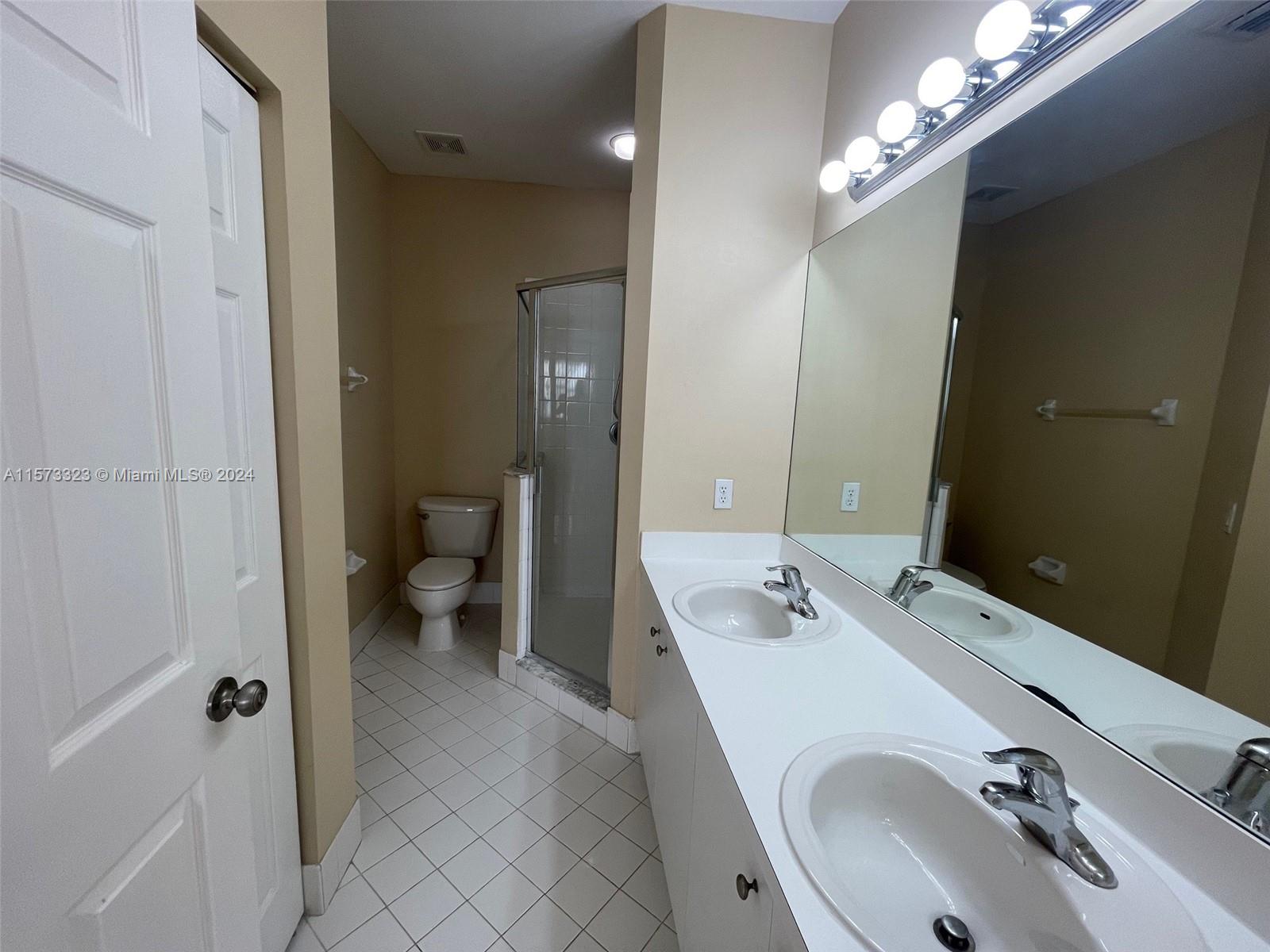992 NE 41st Pl 992, Homestead, Florida 33033, 4 Bedrooms Bedrooms, ,2 BathroomsBathrooms,Residentiallease,For Rent,992 NE 41st Pl 992,A11573323