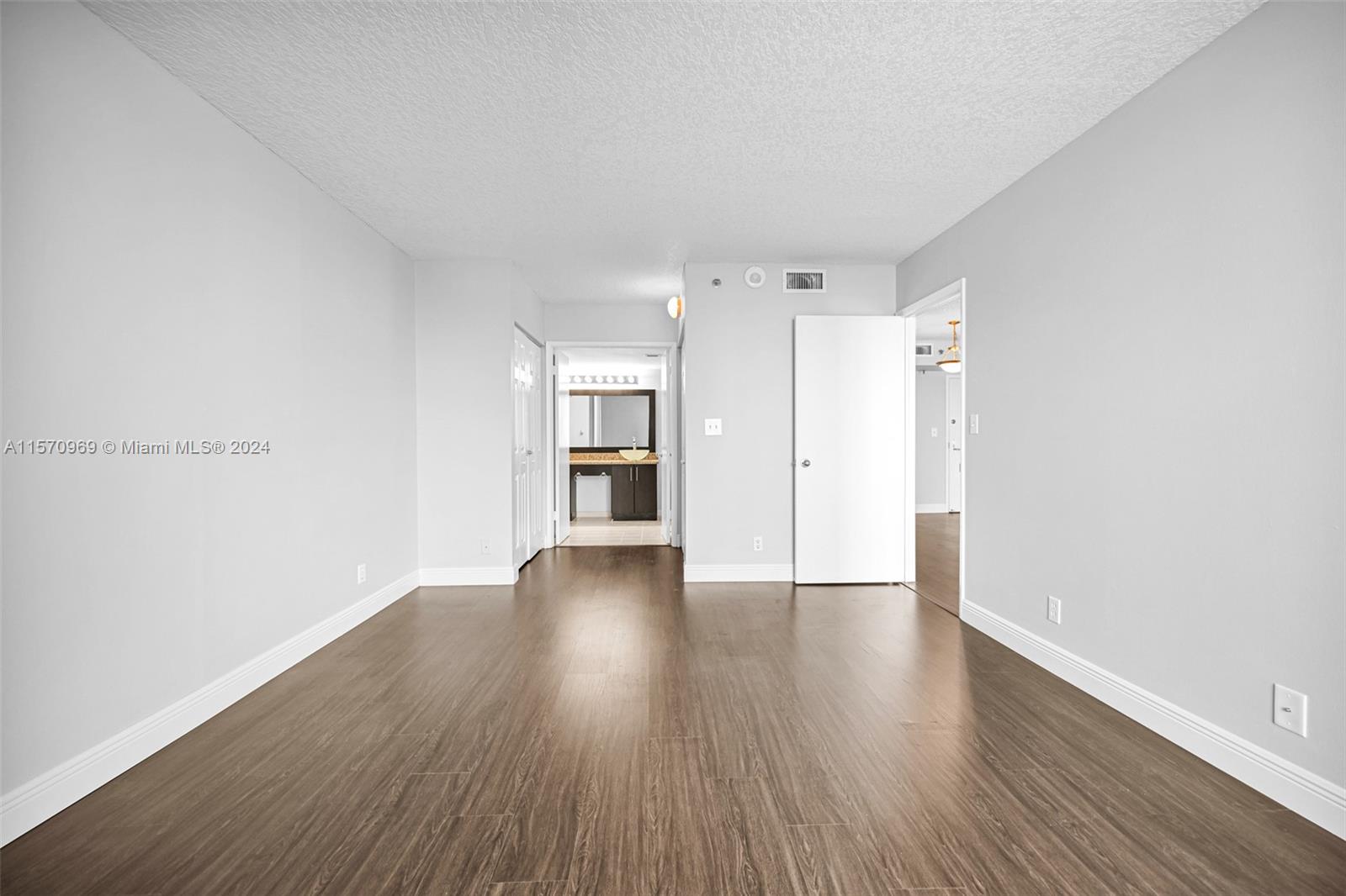 3300 NE 192nd Street LP14, Aventura, Florida 33180, 2 Bedrooms Bedrooms, ,2 BathroomsBathrooms,Residential,For Sale,3300 NE 192nd Street LP14,A11570969
