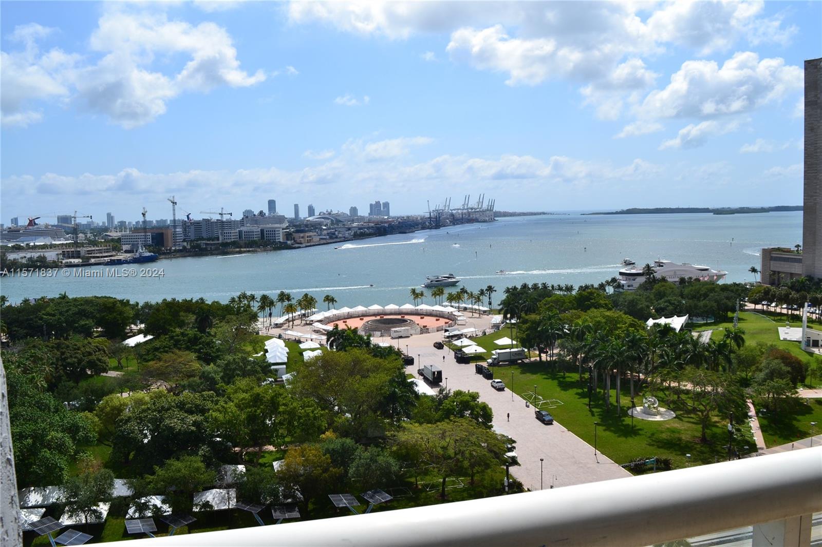 50  Biscayne Blvd #1408 For Sale A11571837, FL