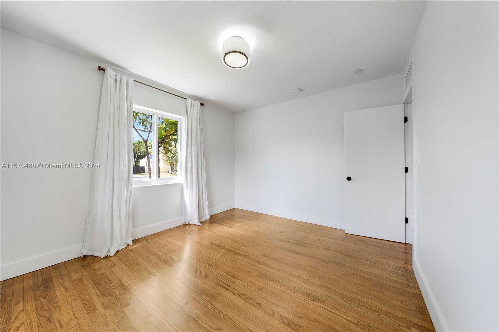 101 NW 100th St, Miami Shores, Florida 33150, 4 Bedrooms Bedrooms, ,3 BathroomsBathrooms,Residentiallease,For Rent,101 NW 100th St,A11573488