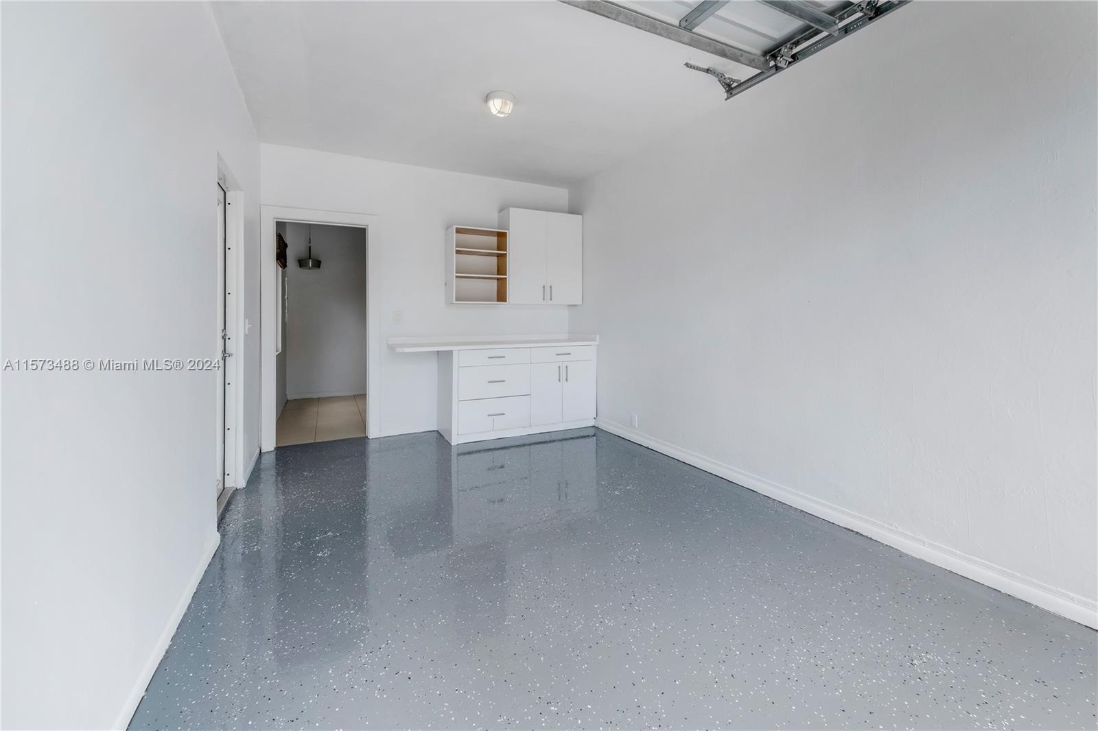 101 NW 100th St, Miami Shores, Florida 33150, 4 Bedrooms Bedrooms, ,3 BathroomsBathrooms,Residentiallease,For Rent,101 NW 100th St,A11573488