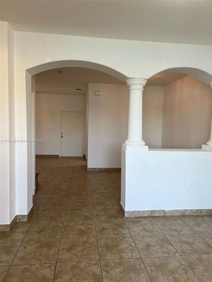 1474 SE 24th Ct 348, Homestead, Florida 33035, 3 Bedrooms Bedrooms, ,2 BathroomsBathrooms,Residentiallease,For Rent,1474 SE 24th Ct 348,A11573588