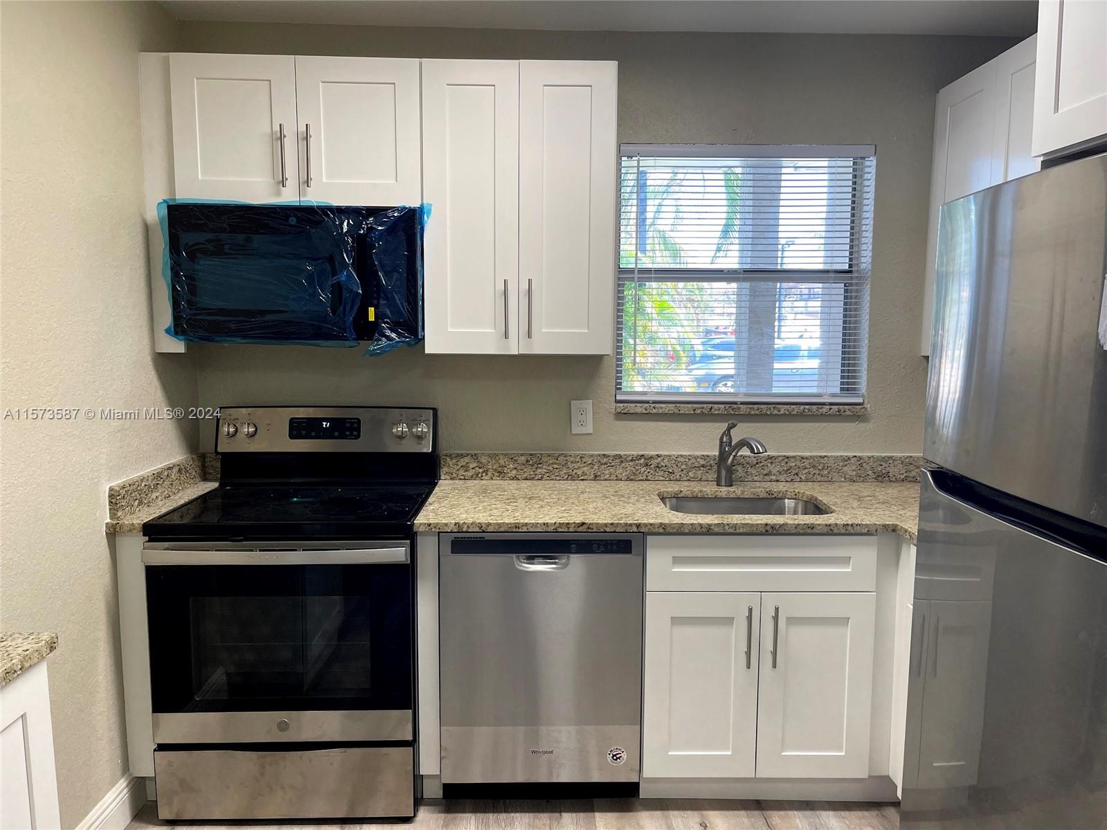 400 NW 65th Ave 120, Margate, Florida 33063, 2 Bedrooms Bedrooms, ,1 BathroomBathrooms,Residential,For Sale,400 NW 65th Ave 120,A11573587