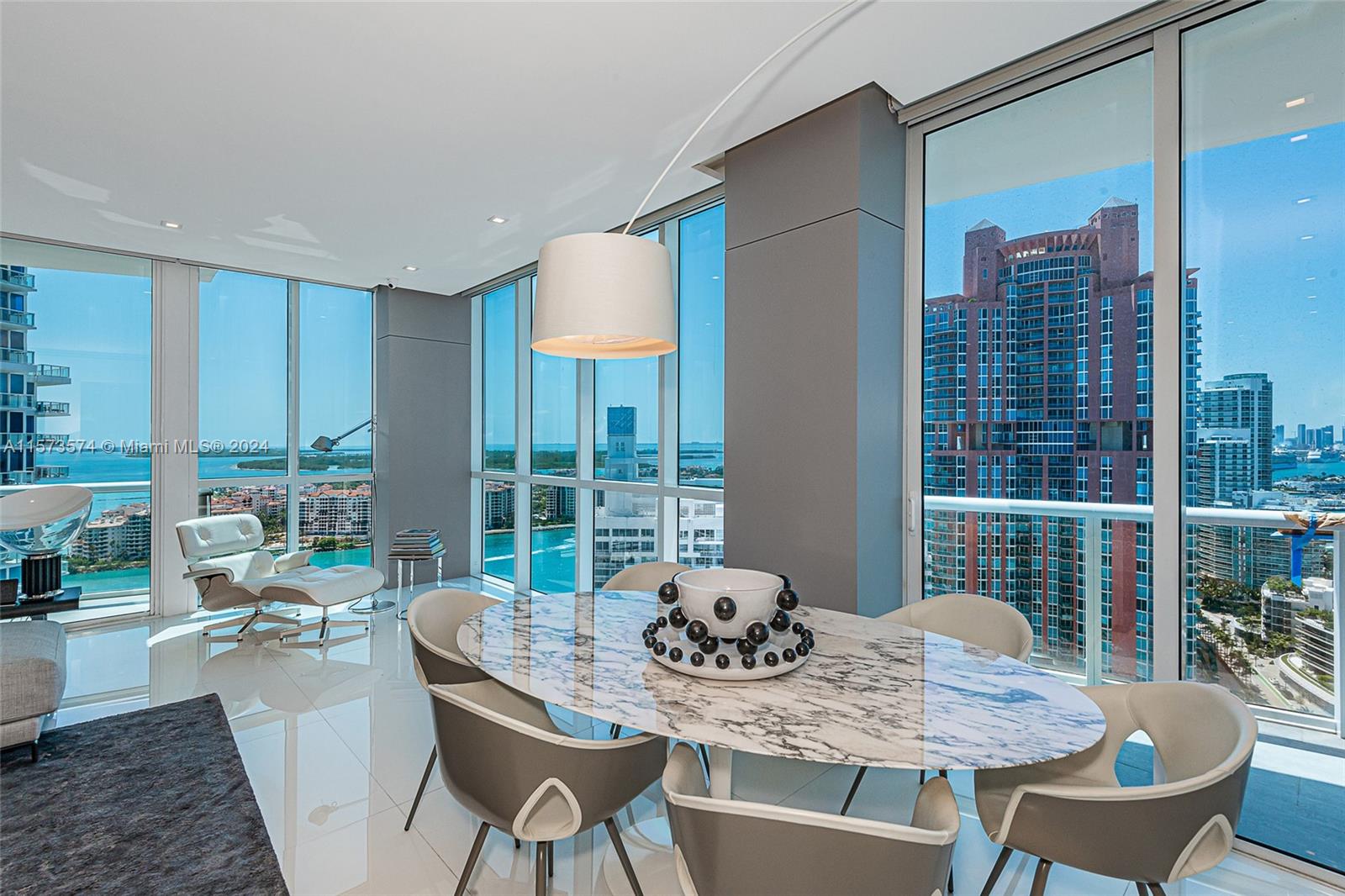 50 S Pointe Dr 2903, Miami Beach, Florida 33139, 3 Bedrooms Bedrooms, ,3 BathroomsBathrooms,Residentiallease,For Rent,50 S Pointe Dr 2903,A11573574