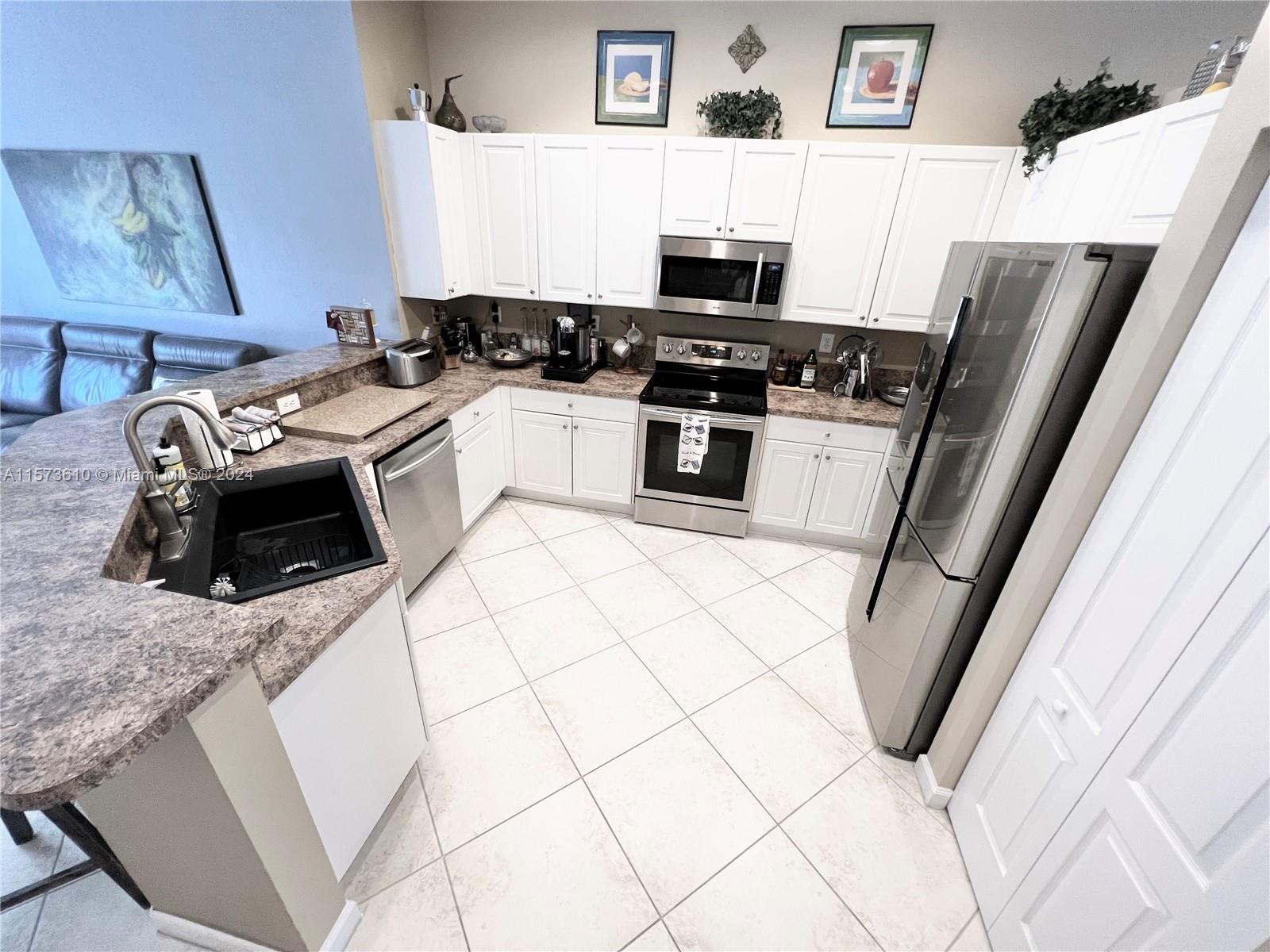 16516 SW 51st Ter 0, Miami, Florida 33185, 4 Bedrooms Bedrooms, ,3 BathroomsBathrooms,Residentiallease,For Rent,16516 SW 51st Ter 0,A11573610
