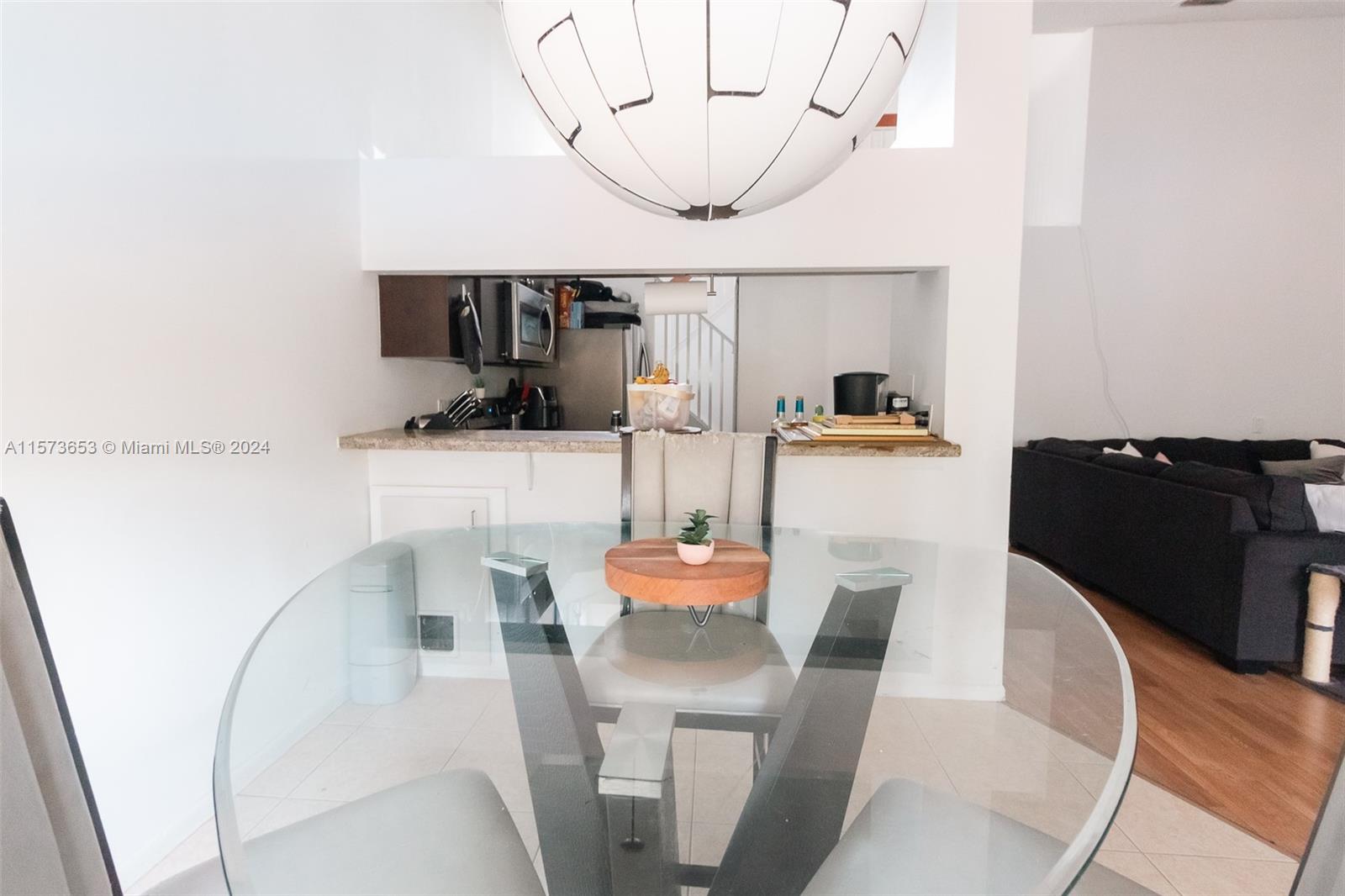 1012 Coral Club Dr 1012, Coral Springs, Florida 33071, 2 Bedrooms Bedrooms, ,2 BathroomsBathrooms,Residential,For Sale,1012 Coral Club Dr 1012,A11573653