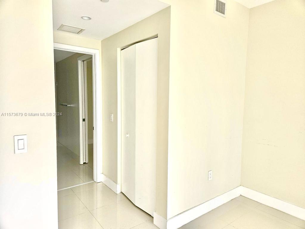 Miami, Florida 33137, 1 Bedroom Bedrooms, ,1 BathroomBathrooms,Residentiallease,For Rent,A11573679
