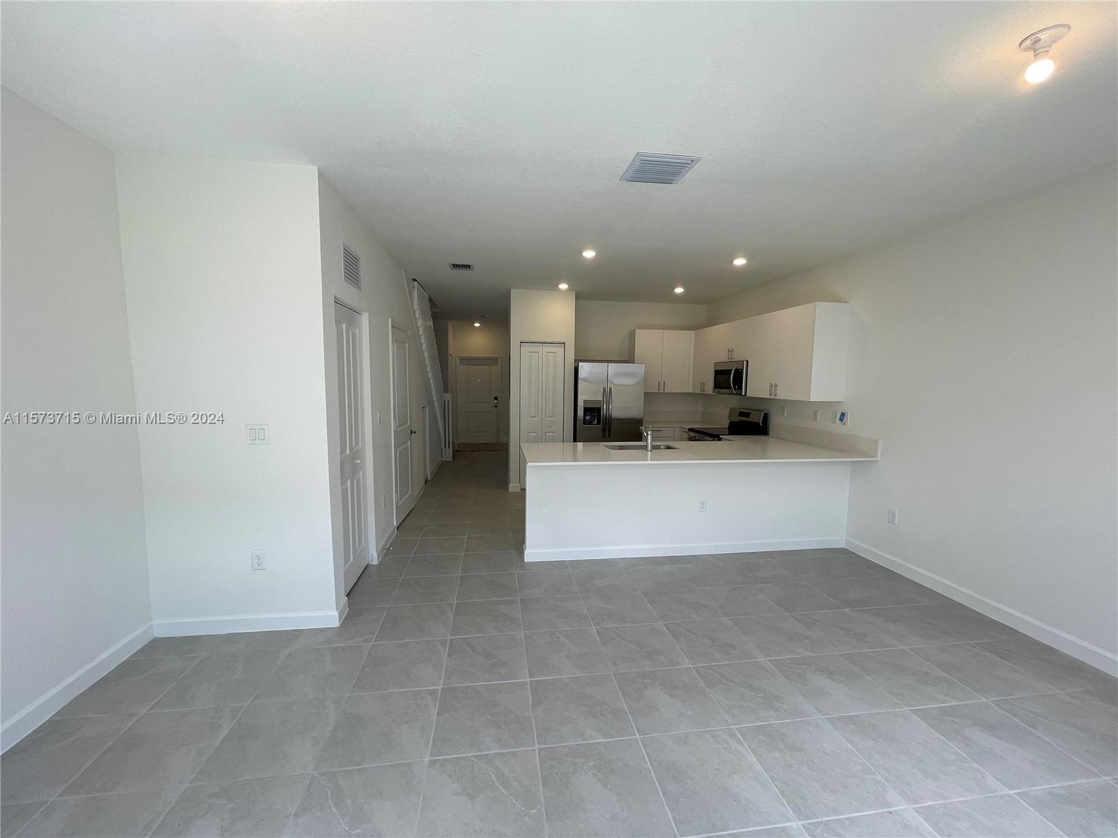 23321 SW 128th Ave 23321, Homestead, Florida 33032, 3 Bedrooms Bedrooms, ,2 BathroomsBathrooms,Residentiallease,For Rent,23321 SW 128th Ave 23321,A11573715