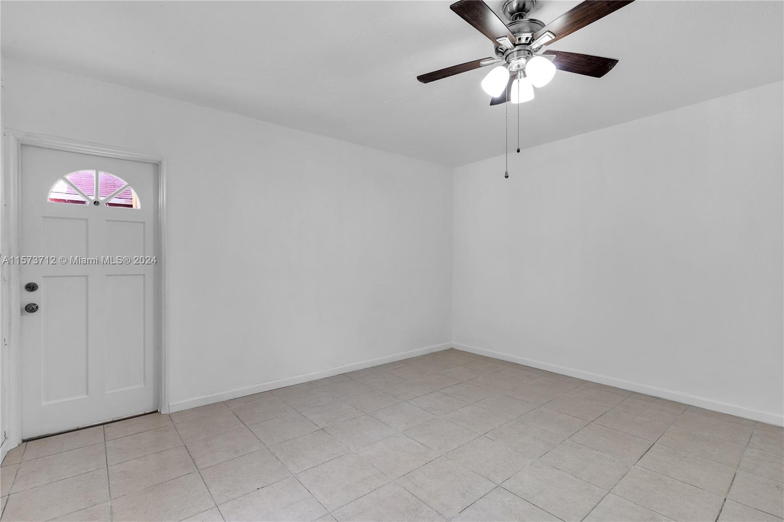 1828 SW 6th St 2, Miami, Florida 33135, 2 Bedrooms Bedrooms, ,1 BathroomBathrooms,Residentiallease,For Rent,1828 SW 6th St 2,A11573712