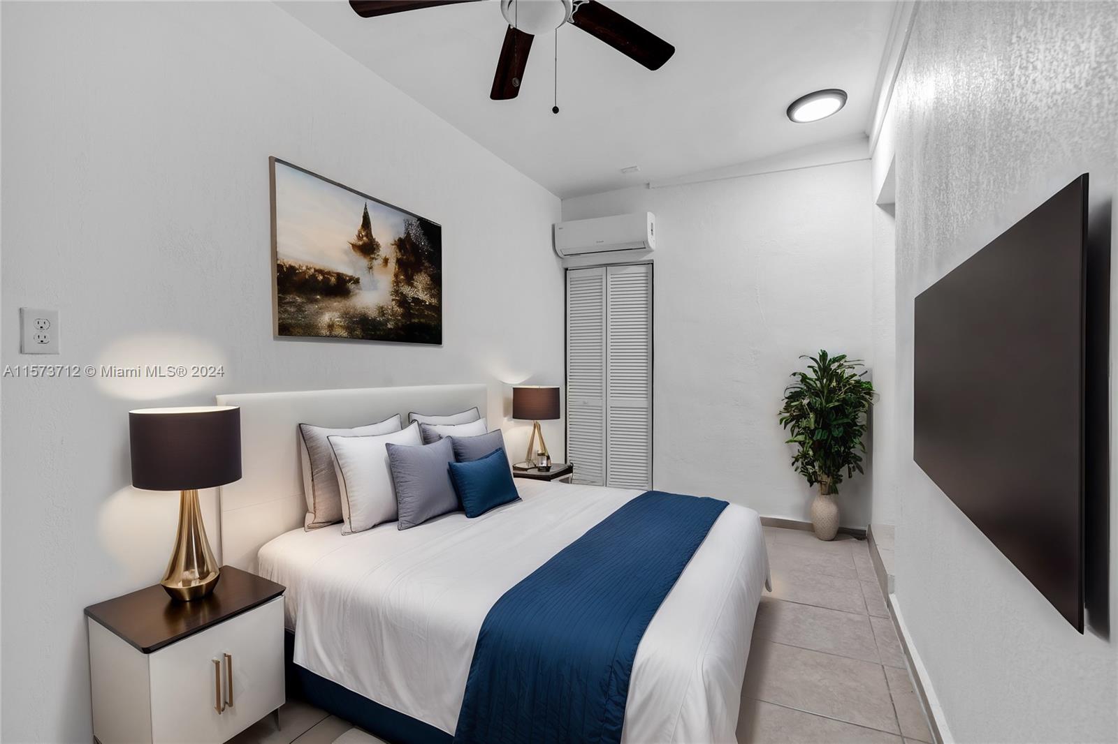 1828 SW 6th St 2, Miami, Florida 33135, 2 Bedrooms Bedrooms, ,1 BathroomBathrooms,Residentiallease,For Rent,1828 SW 6th St 2,A11573712