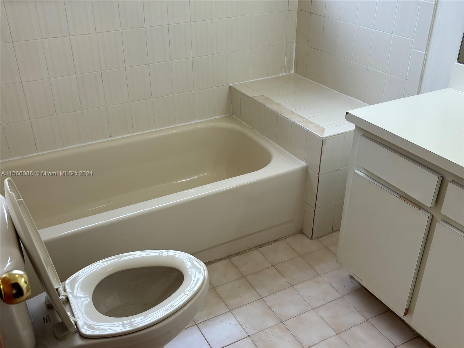 5316 SW 153 CT, Miami, Florida 33185, 4 Bedrooms Bedrooms, ,2 BathroomsBathrooms,Residentiallease,For Rent,5316 SW 153 CT,A11566088