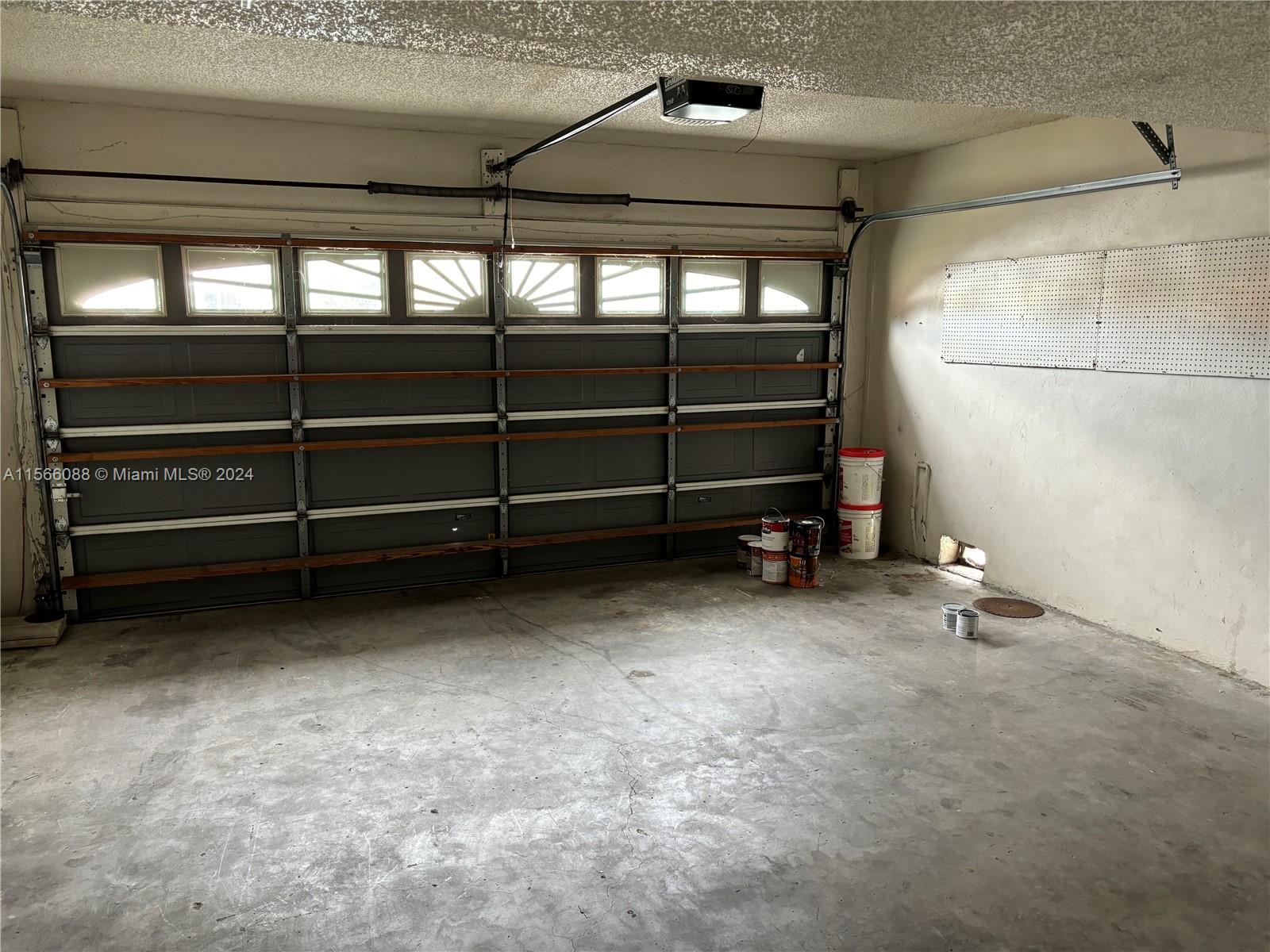 5316 SW 153 CT, Miami, Florida 33185, 4 Bedrooms Bedrooms, ,2 BathroomsBathrooms,Residentiallease,For Rent,5316 SW 153 CT,A11566088