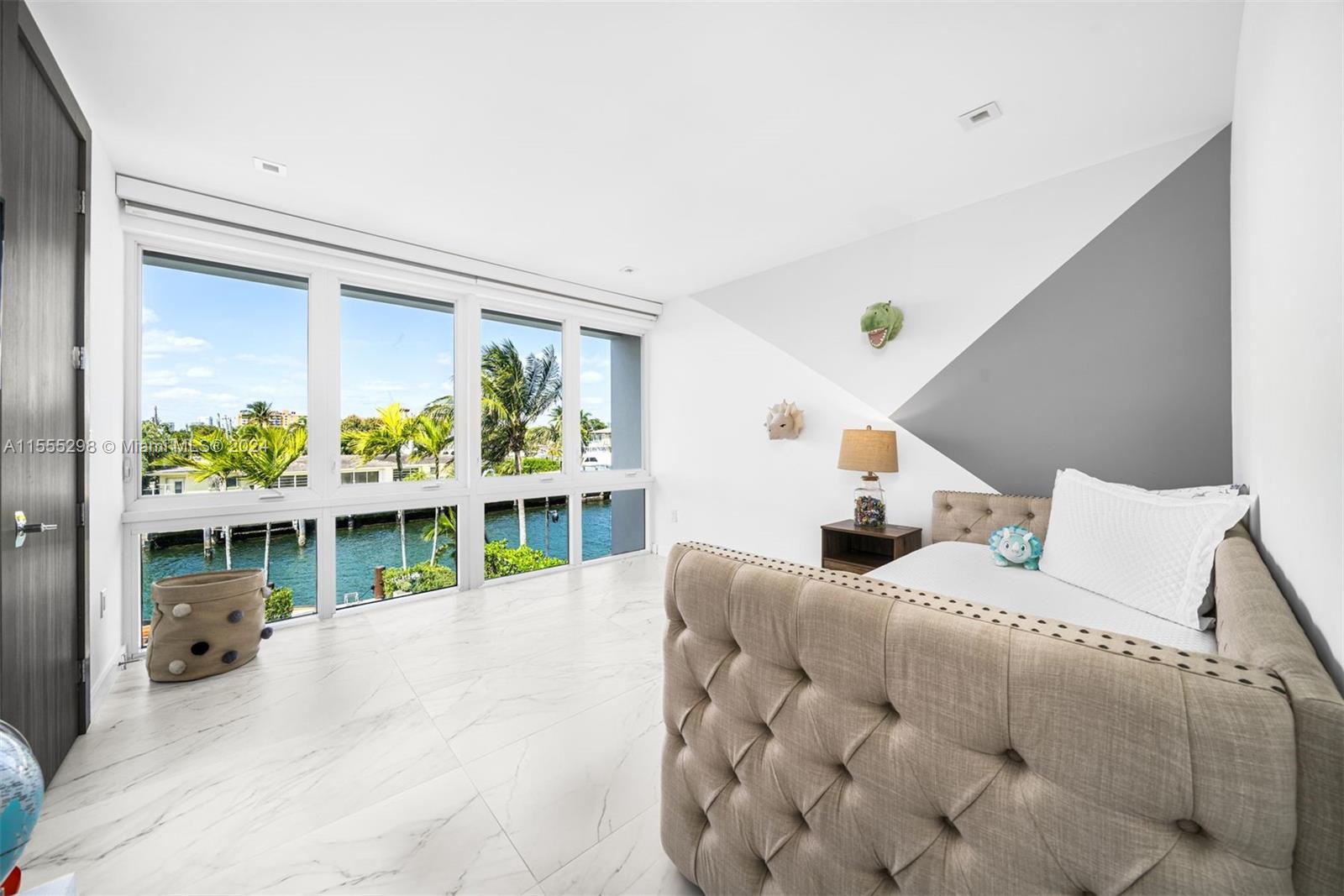 2381 Bayview Ln, North Miami, Florida 33181, 5 Bedrooms Bedrooms, ,5 BathroomsBathrooms,Residential,For Sale,2381 Bayview Ln,A11555298