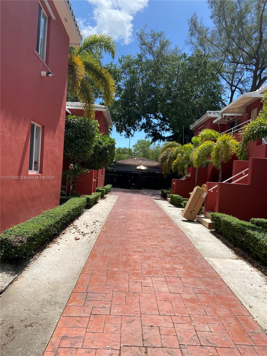 544 NE 62nd St 544-8, Miami, Florida 33138, ,1 BathroomBathrooms,Residentiallease,For Rent,544 NE 62nd St 544-8,A11573802