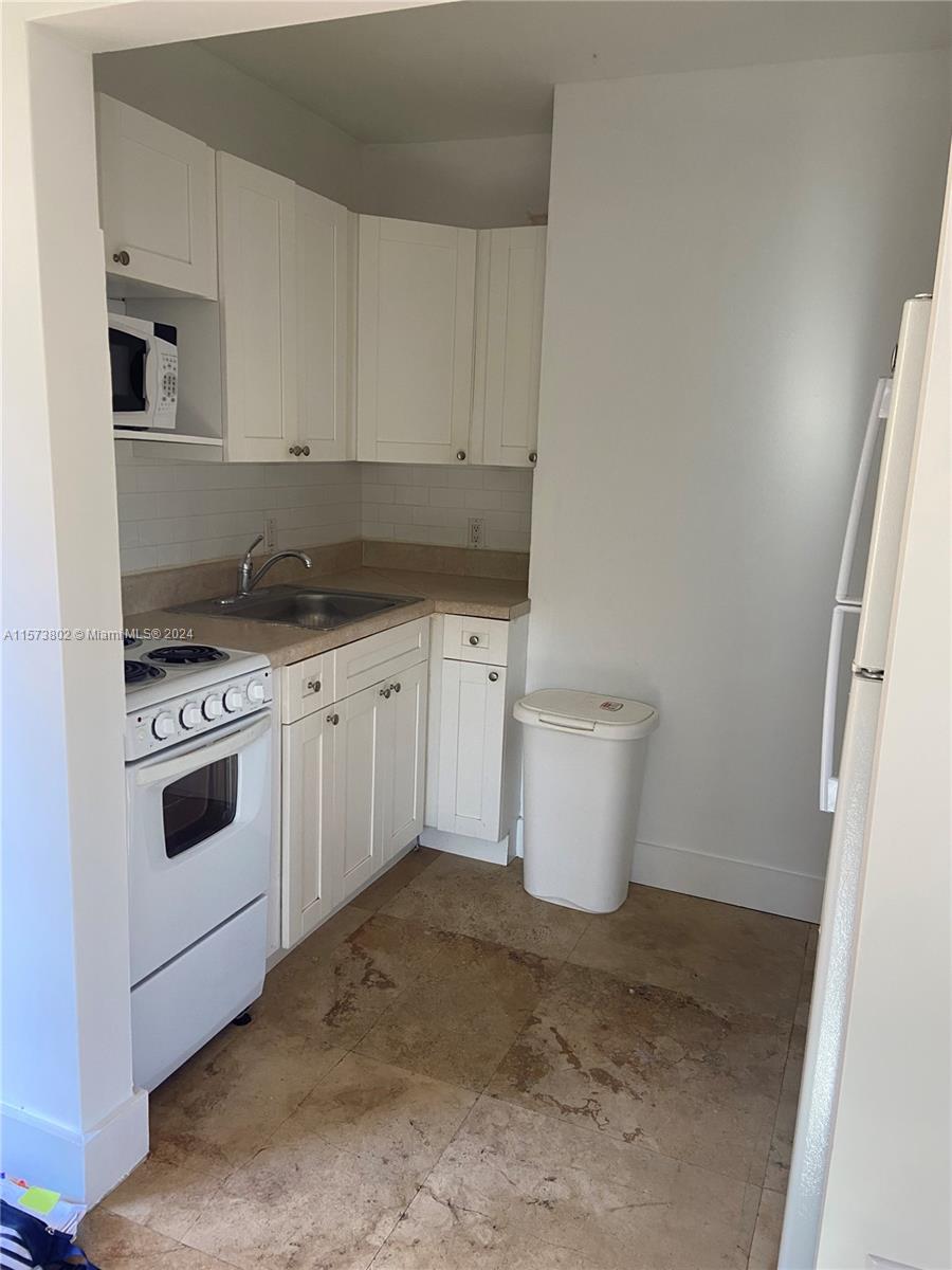 544 NE 62nd St 544-8, Miami, Florida 33138, ,1 BathroomBathrooms,Residentiallease,For Rent,544 NE 62nd St 544-8,A11573802