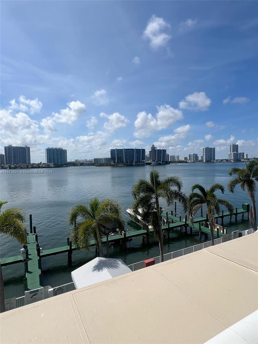17800 N Bay Rd 405, Sunny Isles Beach, Florida 33160, 2 Bedrooms Bedrooms, ,2 BathroomsBathrooms,Residentiallease,For Rent,17800 N Bay Rd 405,A11573821