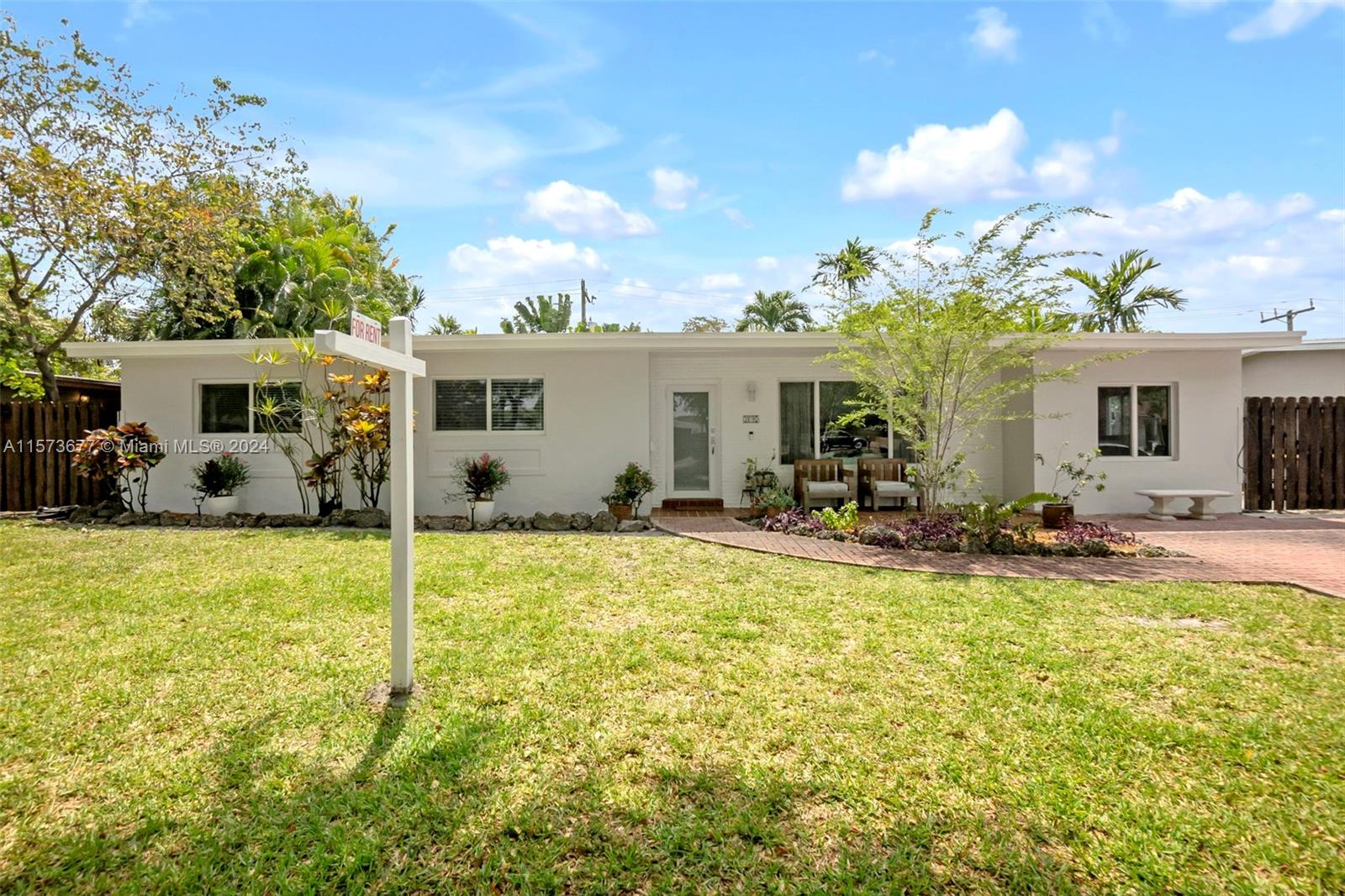 270 NE 123 rd St  For Sale A11573677, FL