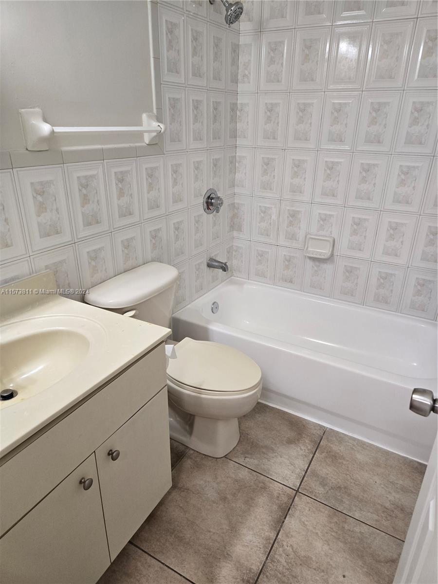 HallBath