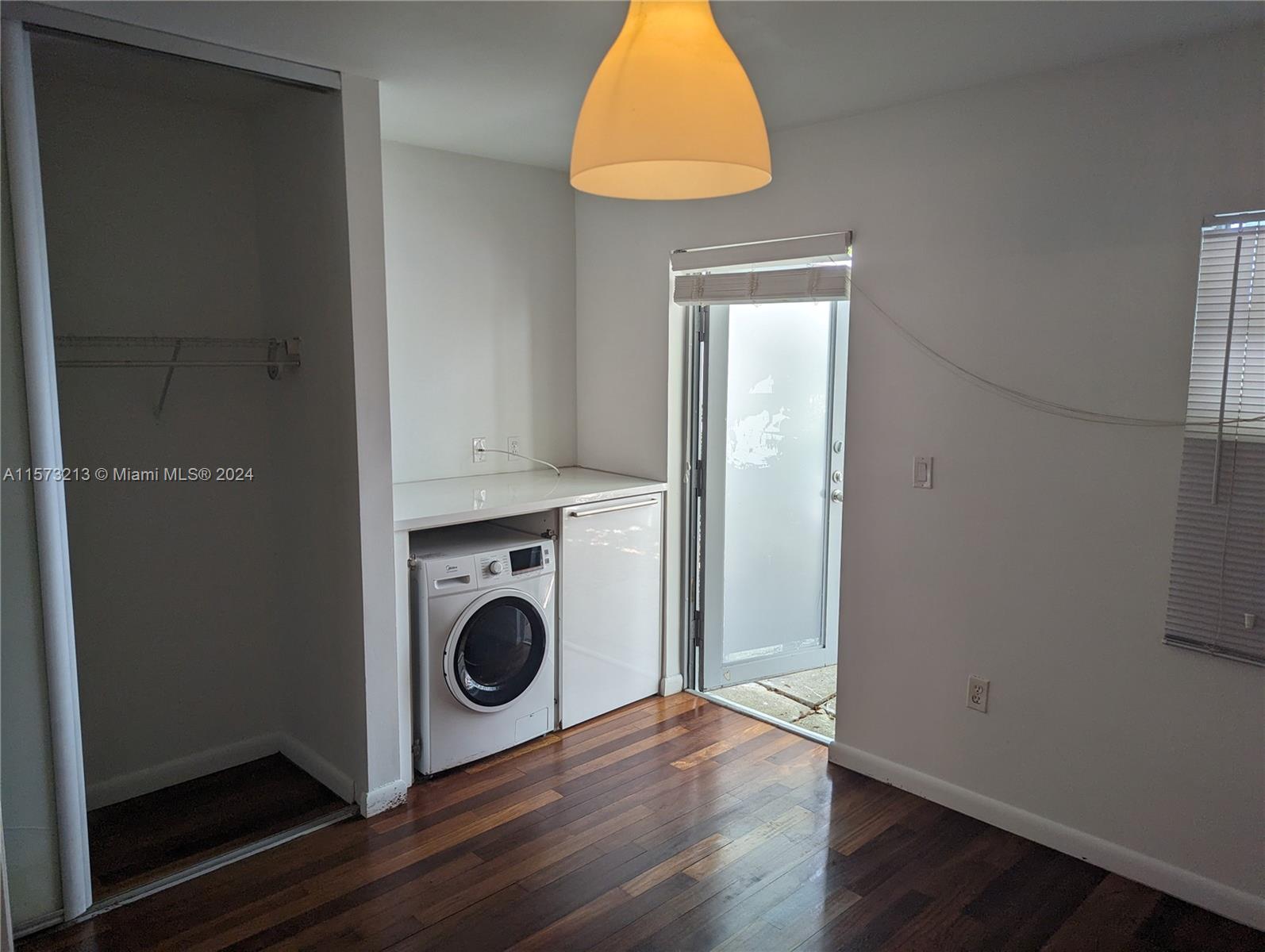 1550 Pennsylvania Ave 111, Miami Beach, Florida 33139, 1 Bedroom Bedrooms, ,1 BathroomBathrooms,Residentiallease,For Rent,1550 Pennsylvania Ave 111,A11573213