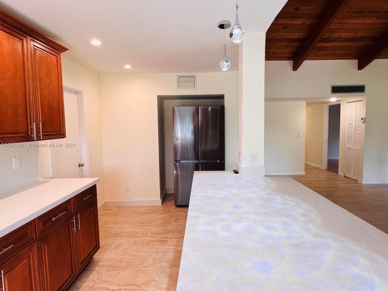 2219 Nova Village Dr, Davie, Florida 33317, 3 Bedrooms Bedrooms, ,2 BathroomsBathrooms,Residentiallease,For Rent,2219 Nova Village Dr,A11573897