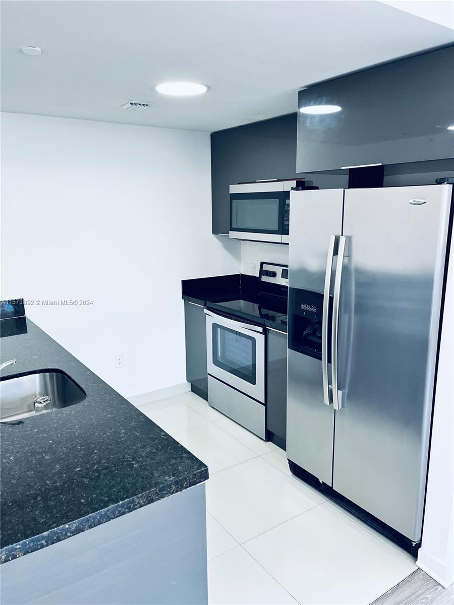601 NE 23rd St 1006, Miami, Florida 33137, 2 Bedrooms Bedrooms, ,2 BathroomsBathrooms,Residentiallease,For Rent,601 NE 23rd St 1006,A11573892