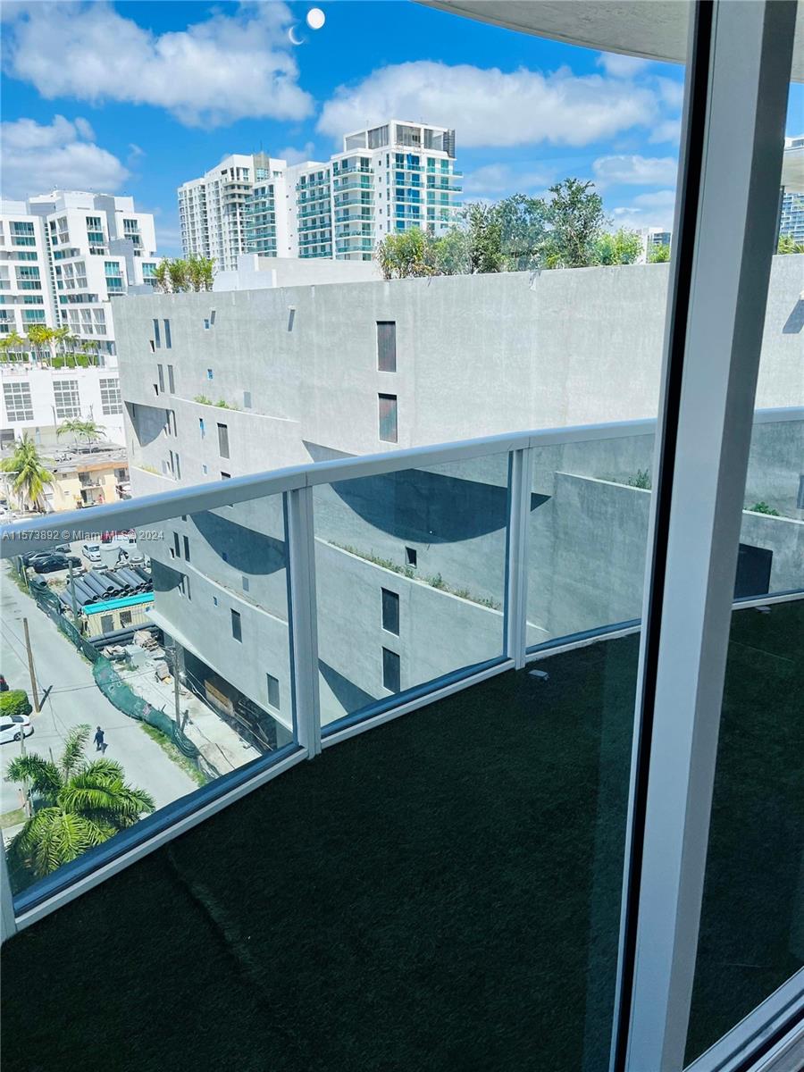 601 NE 23rd St 1006, Miami, Florida 33137, 2 Bedrooms Bedrooms, ,2 BathroomsBathrooms,Residentiallease,For Rent,601 NE 23rd St 1006,A11573892
