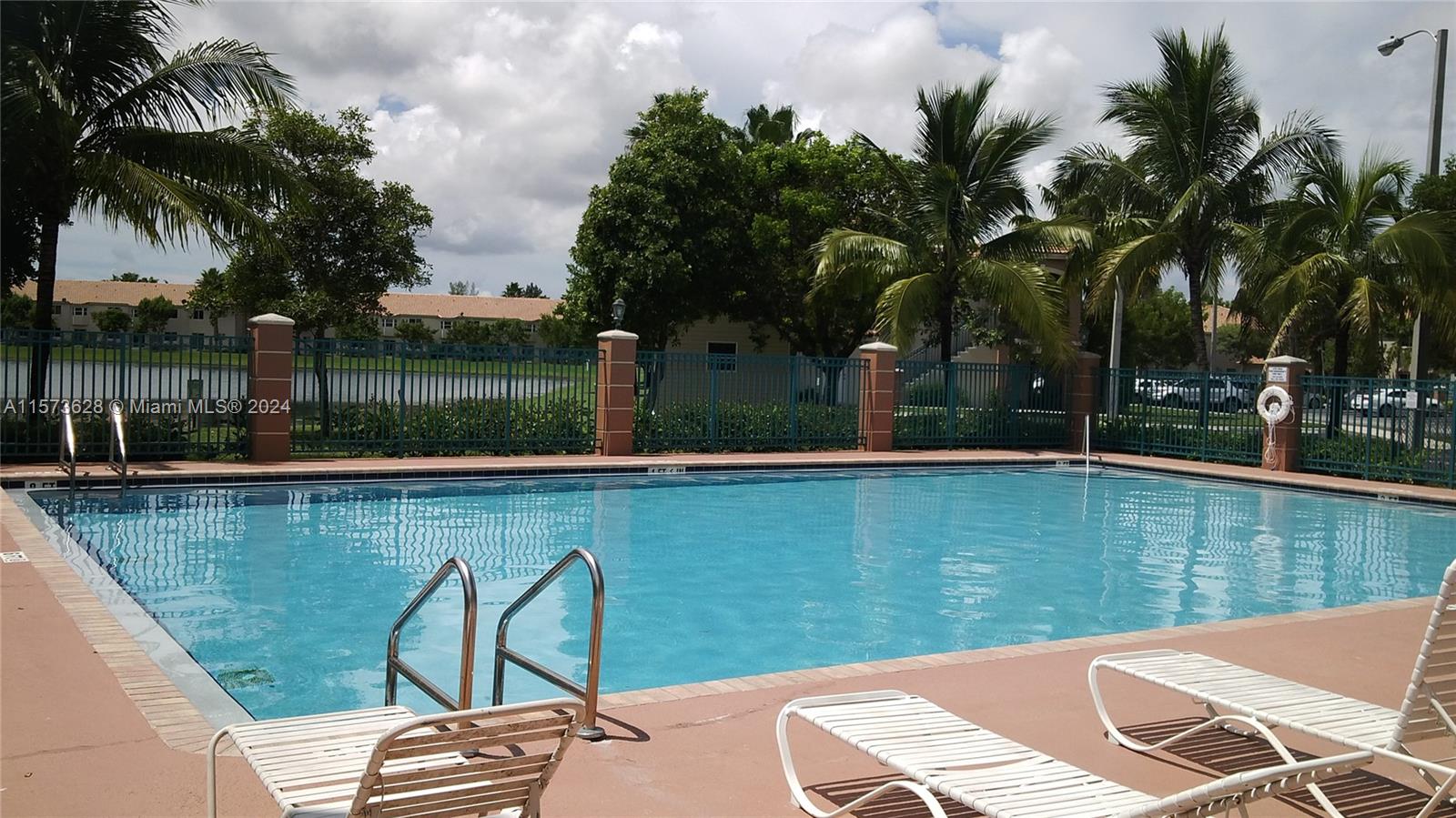 1250 SE 31st Ct 206-33, Homestead, Florida 33035, 3 Bedrooms Bedrooms, ,2 BathroomsBathrooms,Residentiallease,For Rent,1250 SE 31st Ct 206-33,A11573628