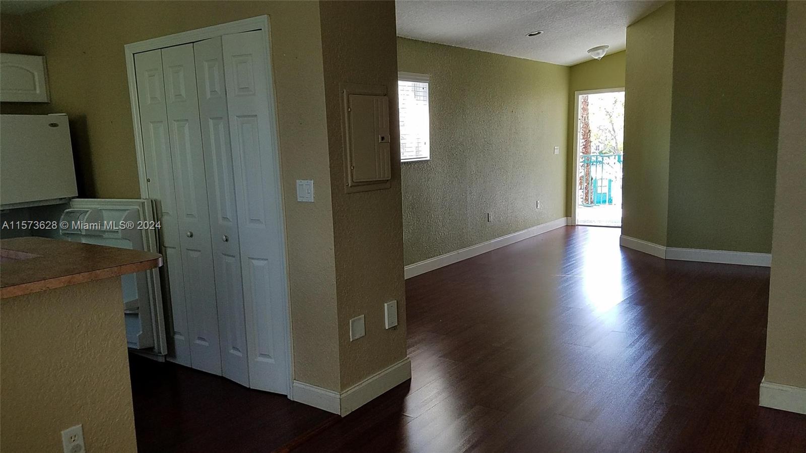 1250 SE 31st Ct 206-33, Homestead, Florida 33035, 3 Bedrooms Bedrooms, ,2 BathroomsBathrooms,Residentiallease,For Rent,1250 SE 31st Ct 206-33,A11573628