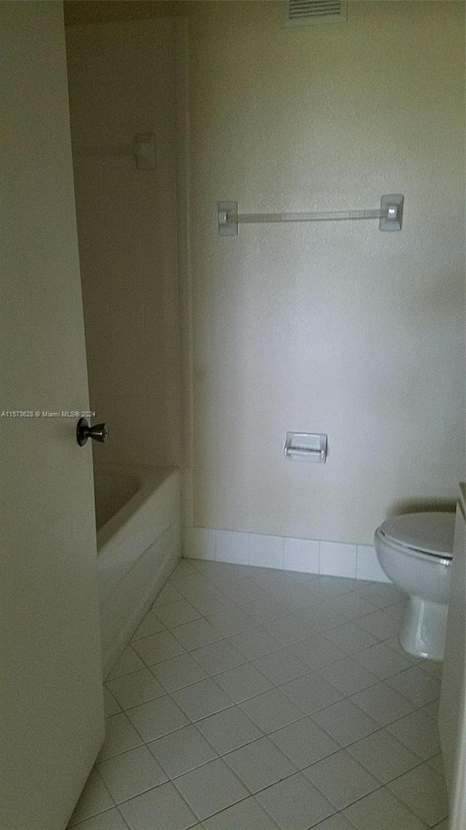 1250 SE 31st Ct 206-33, Homestead, Florida 33035, 3 Bedrooms Bedrooms, ,2 BathroomsBathrooms,Residentiallease,For Rent,1250 SE 31st Ct 206-33,A11573628