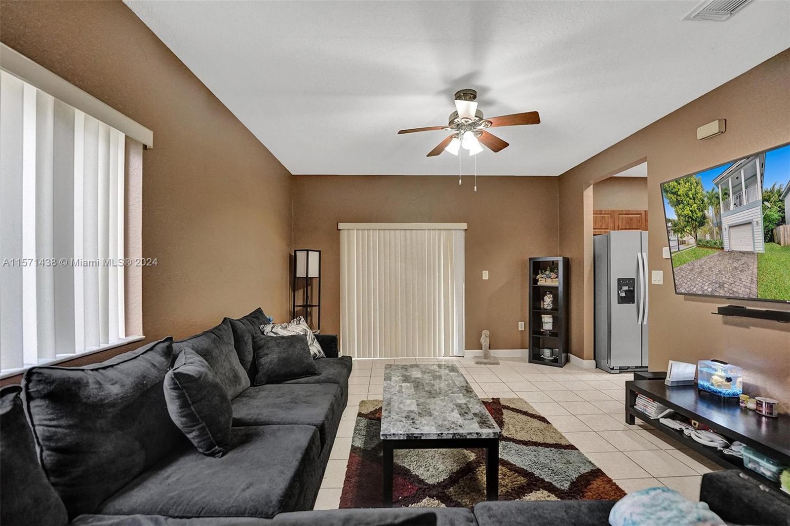 385 NE 31st Ave, Homestead, Florida 33033, 3 Bedrooms Bedrooms, ,2 BathroomsBathrooms,Residentiallease,For Rent,385 NE 31st Ave,A11571438