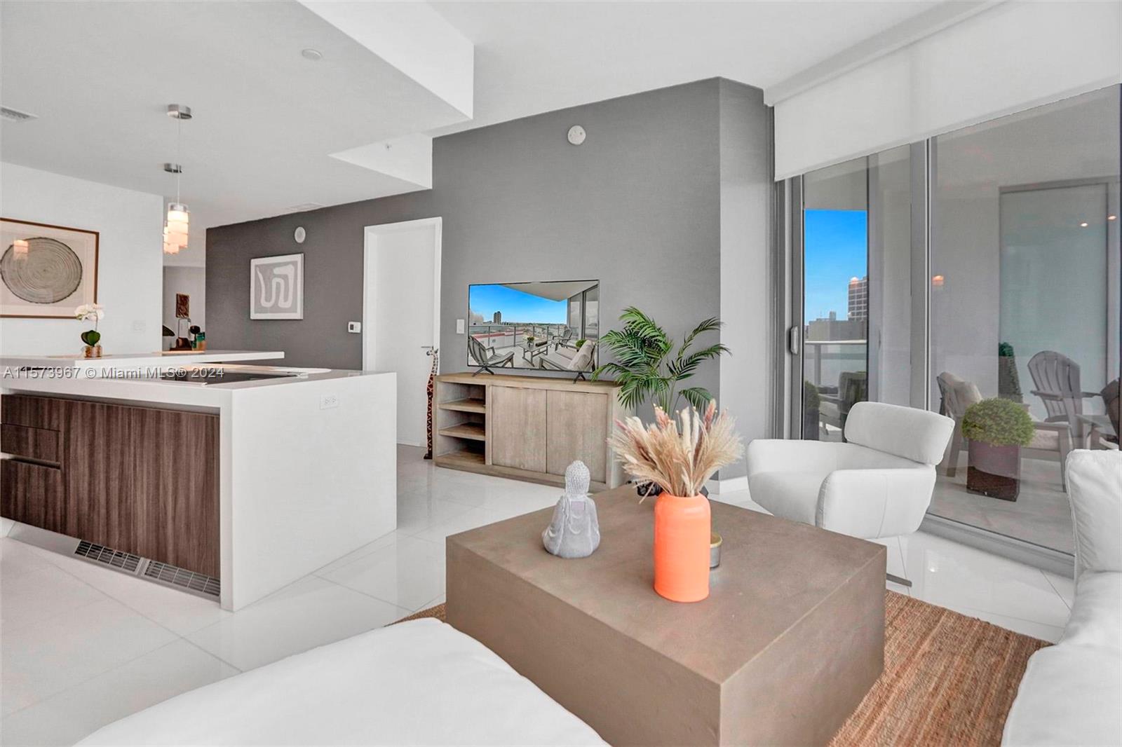 851 NE 1st Ave 1004, Miami, Florida 33132, 2 Bedrooms Bedrooms, ,2 BathroomsBathrooms,Residentiallease,For Rent,851 NE 1st Ave 1004,A11573967