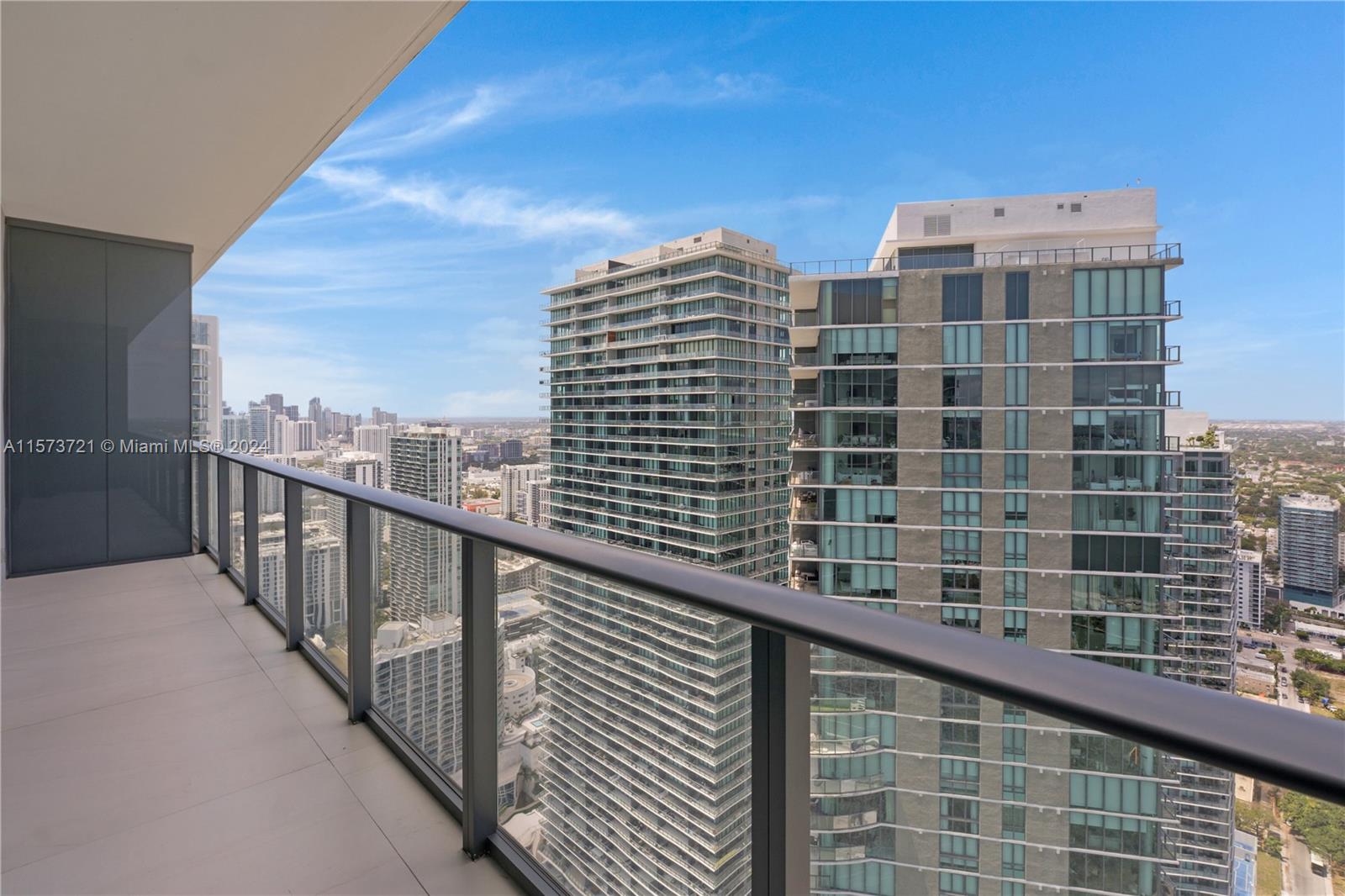 3131 NE 7th Ave PH5002, Miami, Florida 33137, 4 Bedrooms Bedrooms, ,5 BathroomsBathrooms,Residentiallease,For Rent,3131 NE 7th Ave PH5002,A11573721