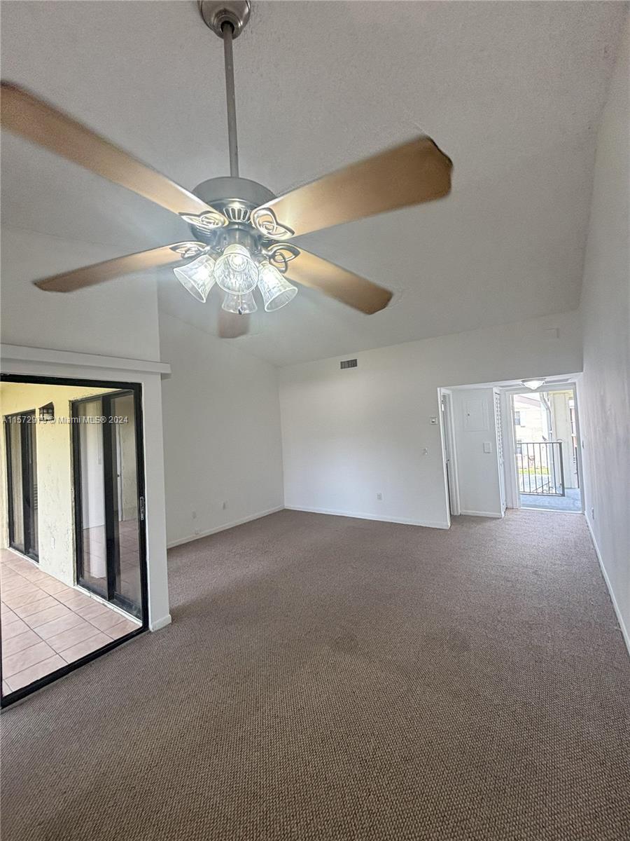 1150 N Liberty Ave 1150H, Homestead, Florida 33034, 1 Bedroom Bedrooms, ,1 BathroomBathrooms,Residentiallease,For Rent,1150 N Liberty Ave 1150H,A11572979