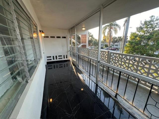 1430 NE 170th St 217, North Miami Beach, Florida 33162, 1 Bedroom Bedrooms, ,1 BathroomBathrooms,Residentiallease,For Rent,1430 NE 170th St 217,A11574045