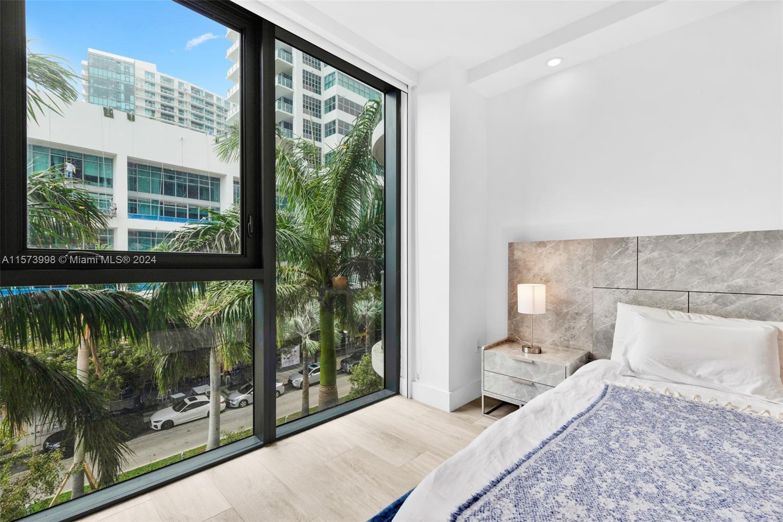 121 NE 34th St L304, Miami, Florida 33137, 2 Bedrooms Bedrooms, ,2 BathroomsBathrooms,Residentiallease,For Rent,121 NE 34th St L304,A11573998