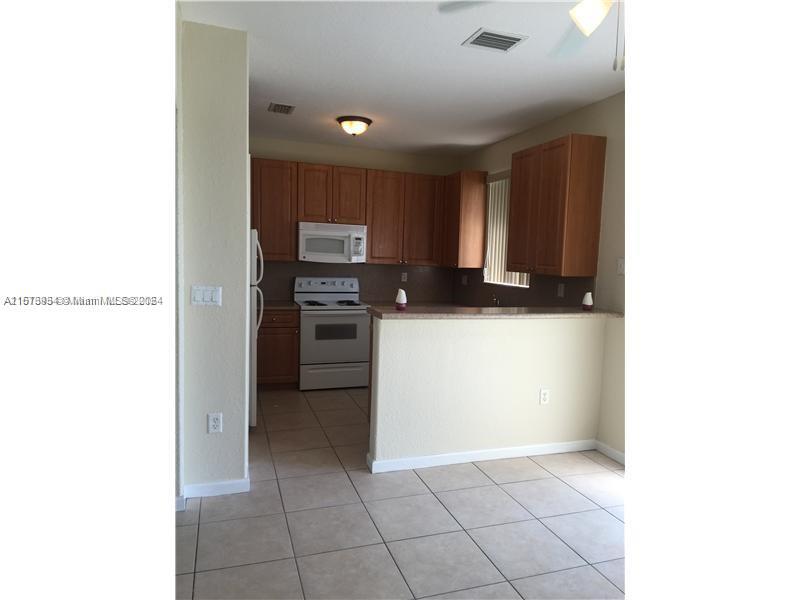 1442 SE 24th Ct 358, Homestead, Florida 33035, 4 Bedrooms Bedrooms, ,2 BathroomsBathrooms,Residentiallease,For Rent,1442 SE 24th Ct 358,A11573934