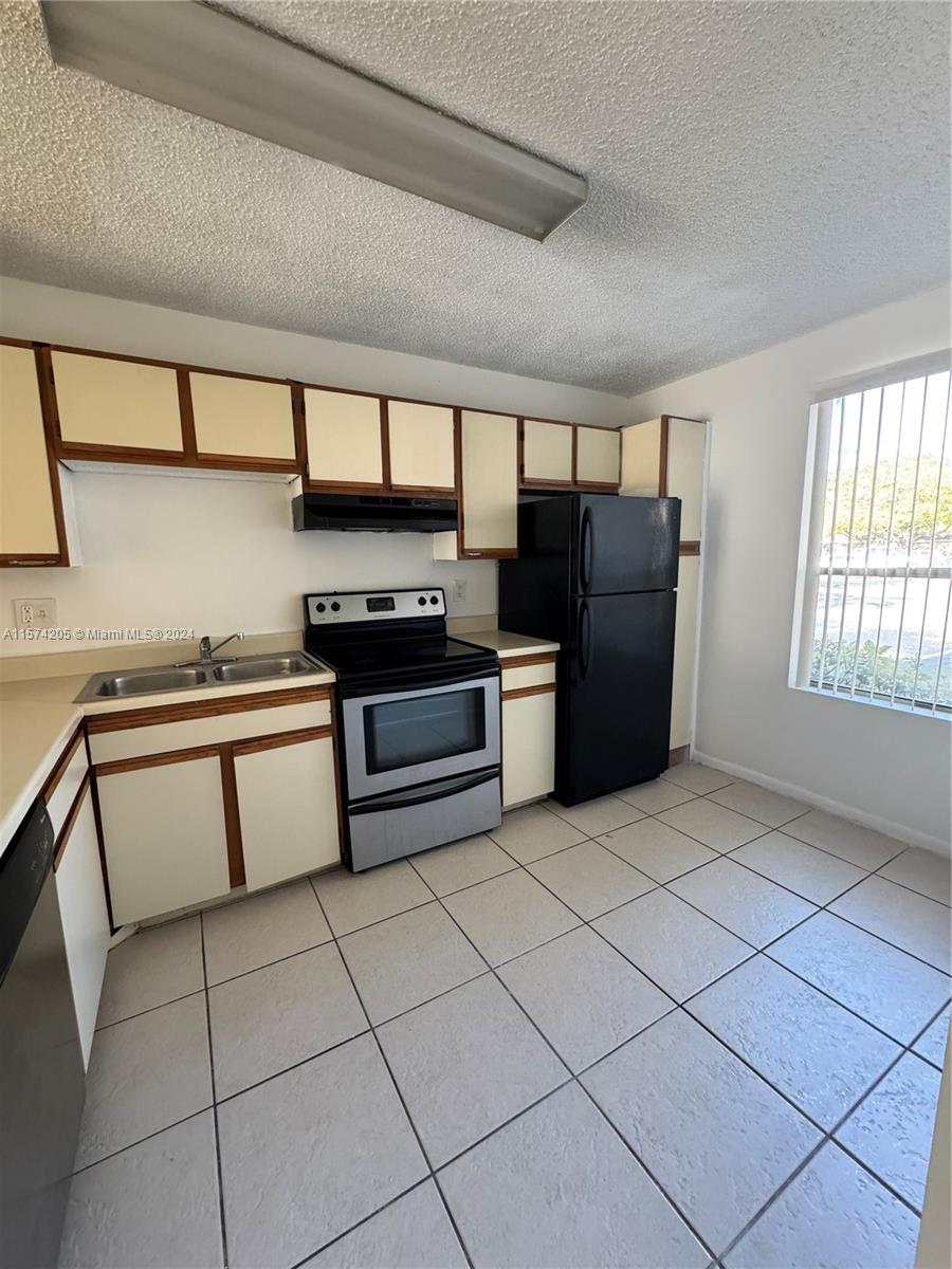 2226 SW 80th Ter #2226 For Sale A11574205, FL
